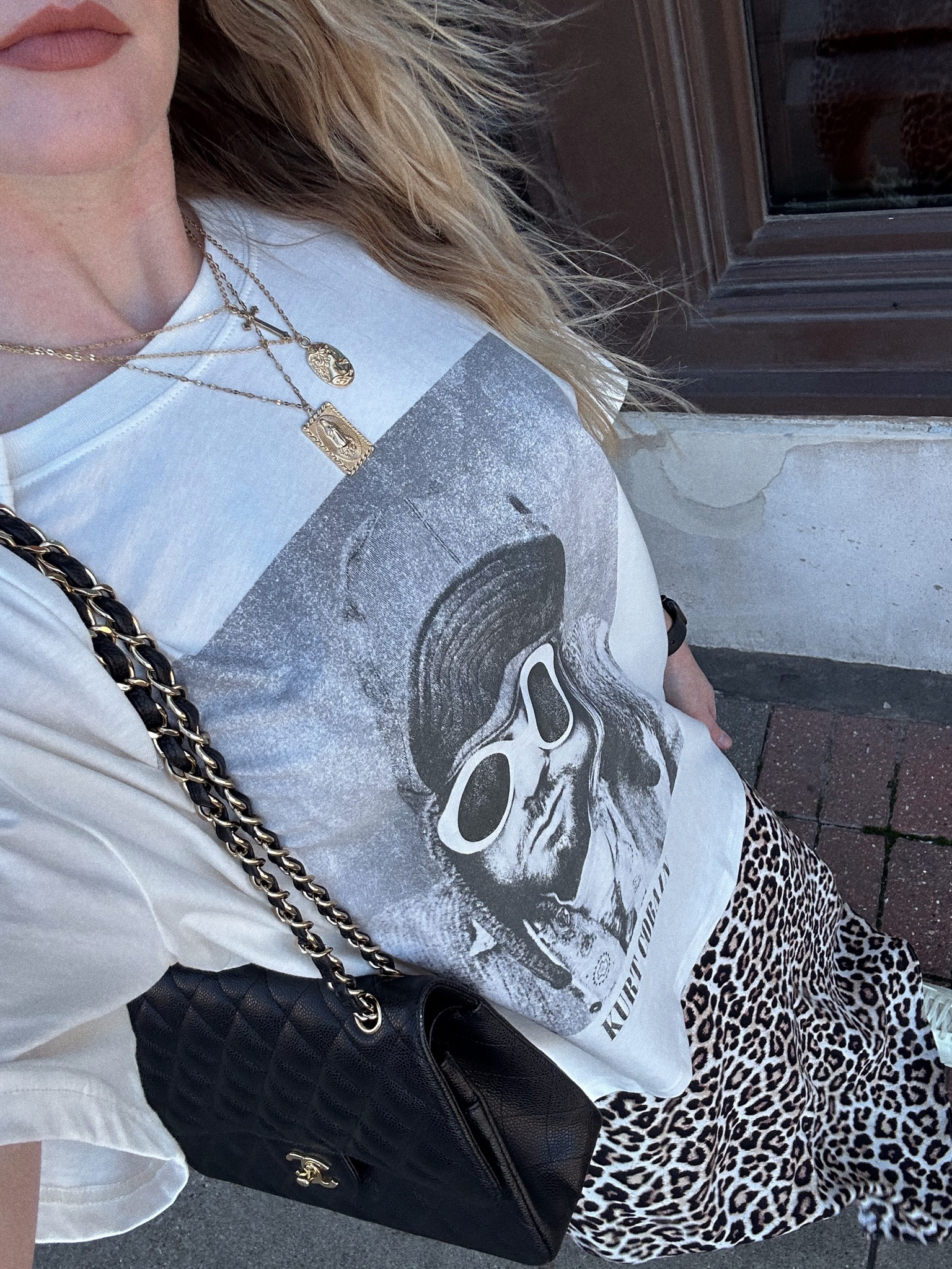 it’s all in the details 💫 #jewelry #layeringnecklaces #graphictee

#LTKbeauty #LTKstyletip #LTKfindsunder50