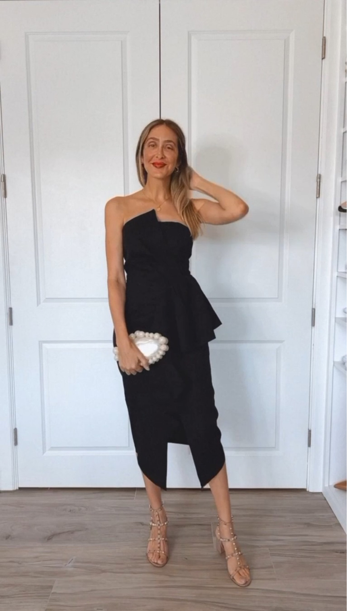 Chic wedding guest dress idea
It fits true to size
I’m 5’9” wearing a size small

#LTKwedding #LTKparties #LTKover40