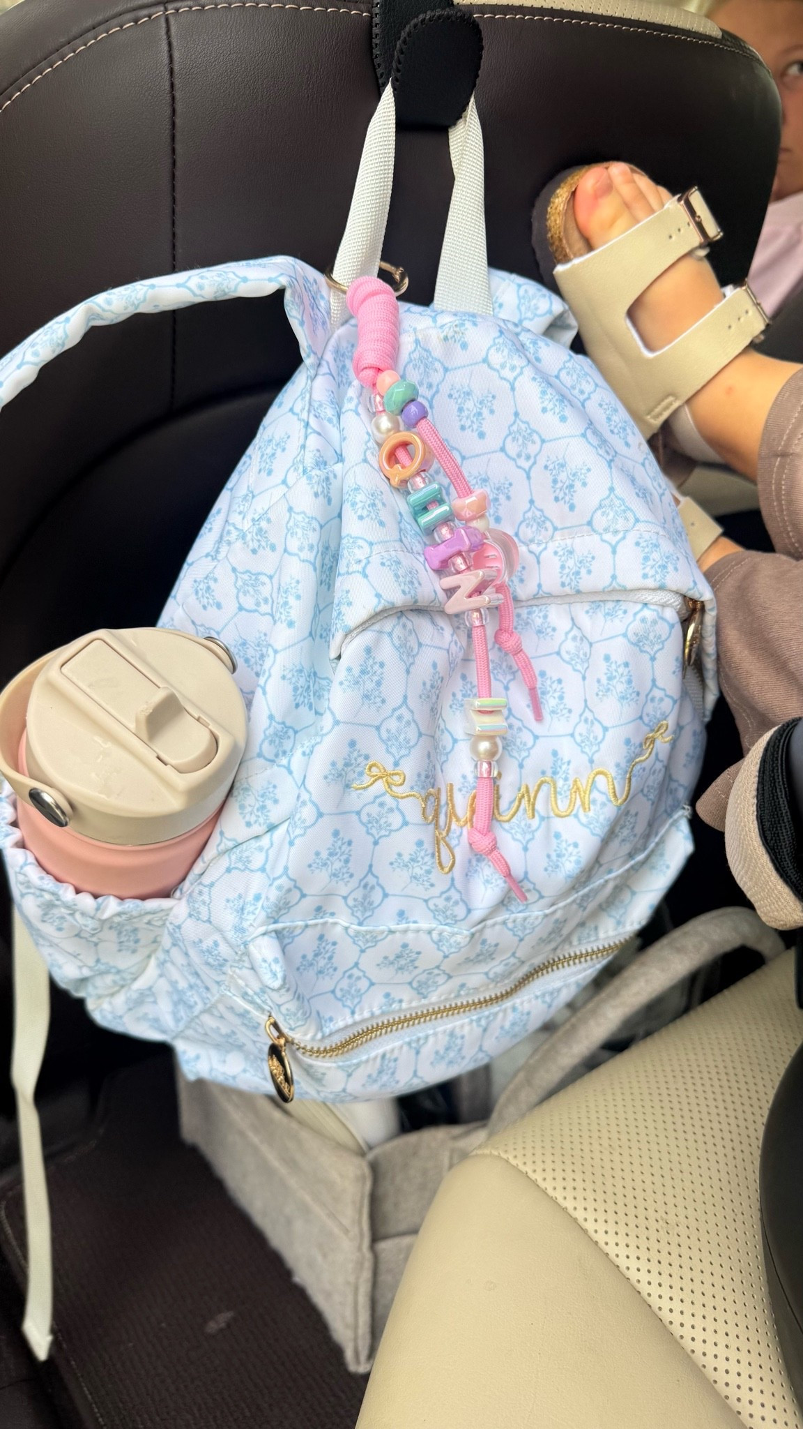 Quinn’s backpack is such a vibe 🤭