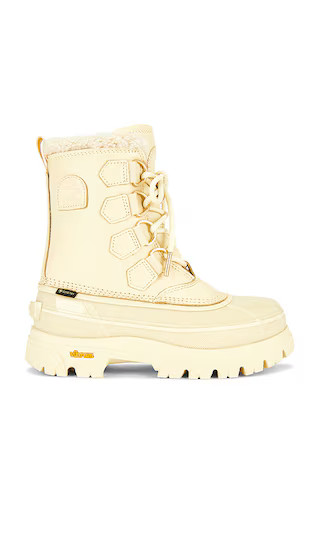 Caribou Horizon GTX Boot in Honey White & Honey White | Revolve Clothing (Global)