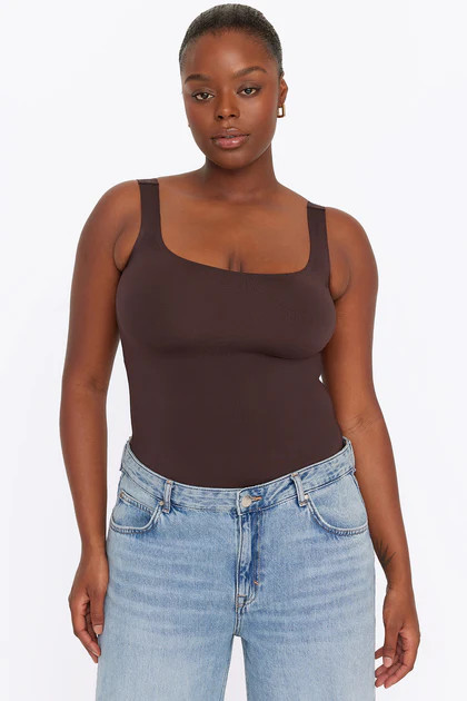 365 SECOND SKIN SCOOP NECK BODYSUIT - ESPRESSO | TALA (UK)