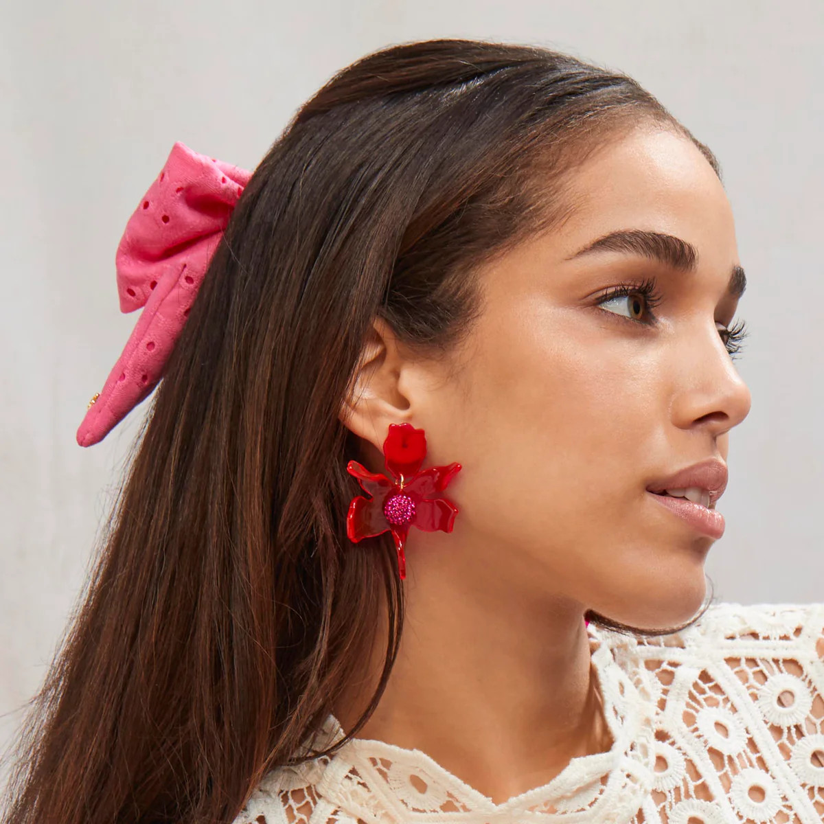 FUCHSIA SMALL CRYSTAL LILY EARRINGS | LELE SADOUGHI