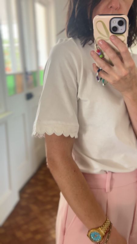 The cutest white scallop edge tshirt from #seedheritage. Also available in black. AND on sale now for $39. 

#basics #whitetee #seed #seedaustralia #theiconic #myer #scalloped #scallop

#LTKfindsunder50 #LTKSpringSale #LTKaustralia