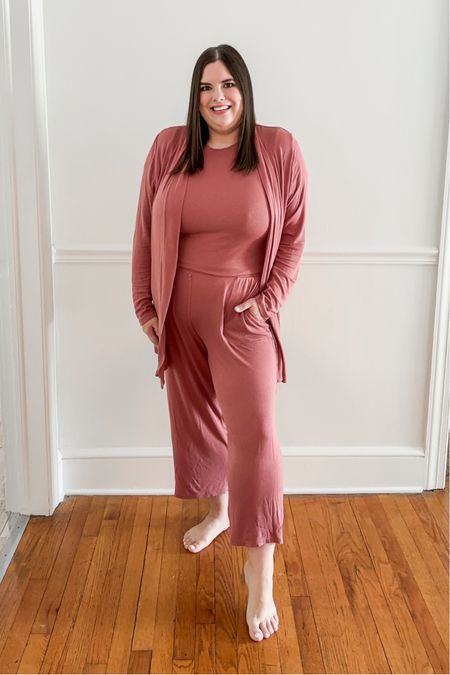 Day 8 of 30 days of outfits. I love this mix and match set so you can order just the styles & sizes you want. 

Wearing size xl in all pieces 

#LTKplussize #LTKfindsunder50 #LTKmidsize