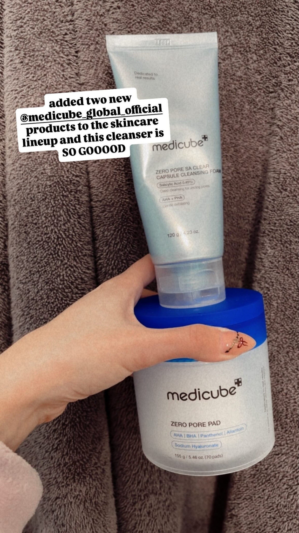 added two new @medicube_global_official products to the skincare lineup and this cleanser is SO GOOOOD