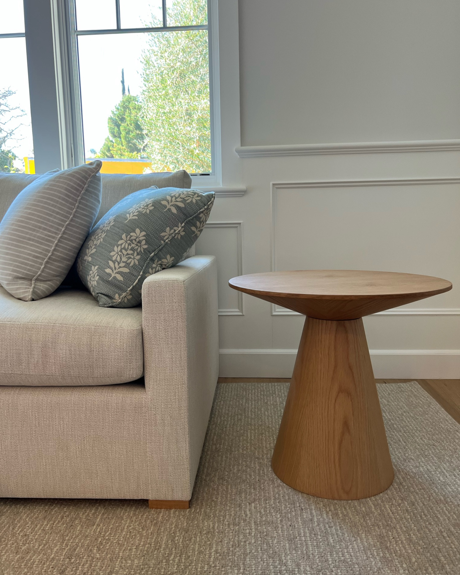 You can always have one more accent table during the holidays for setting down drinks or plates during holiday festivities. 

#LTKHoliday #LTKhome #LTKstyletip