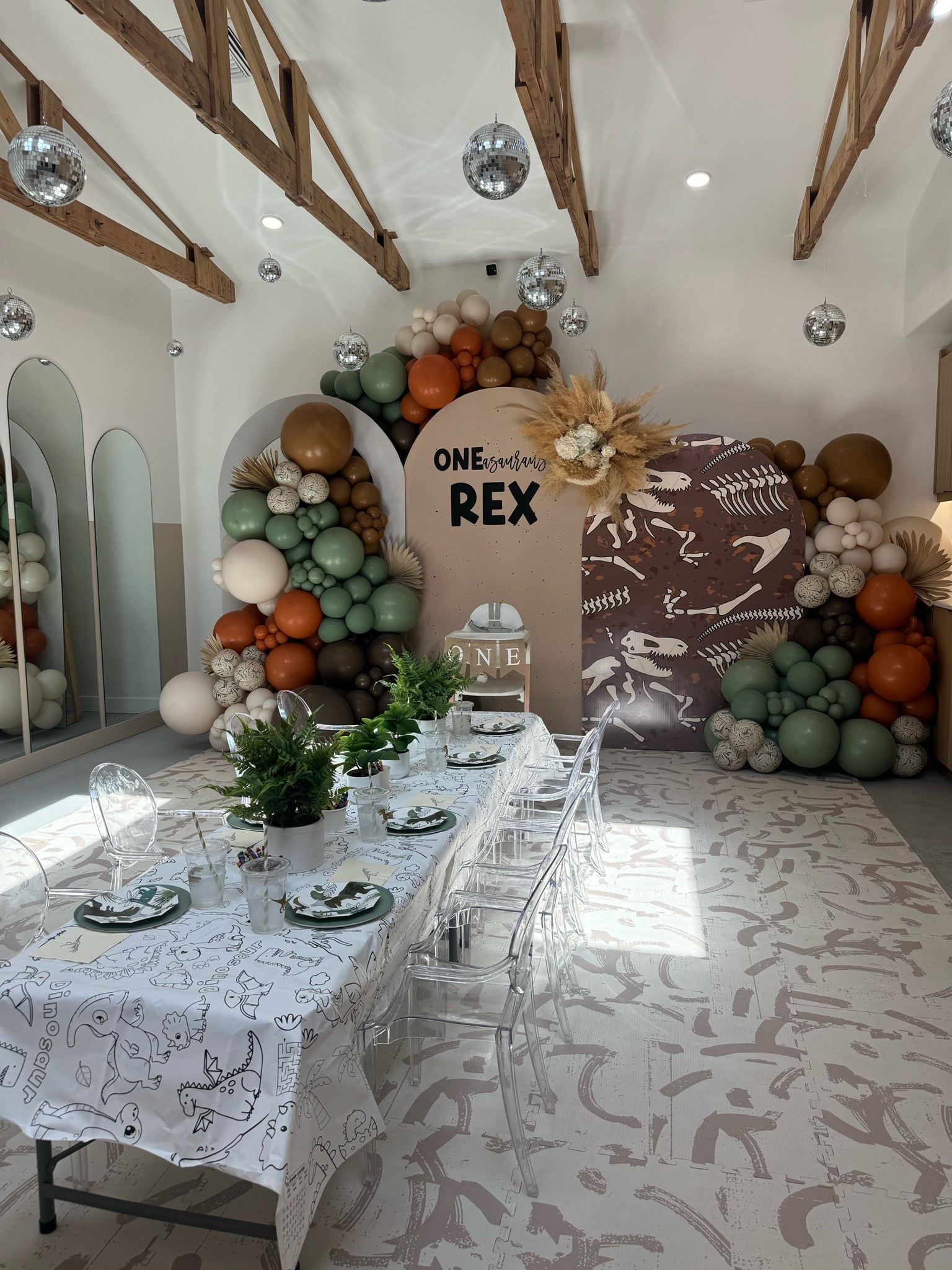 ONEasauraus Rex themed first birthday!

#LTKKids #LTKBaby #LTKmomlife