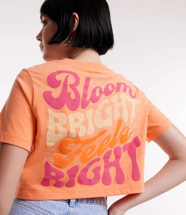 Blusa Cropped em Meia Malha com Estampa Frente e Costas Bloom Bright Feel Right Laranja | Renner (BR)
