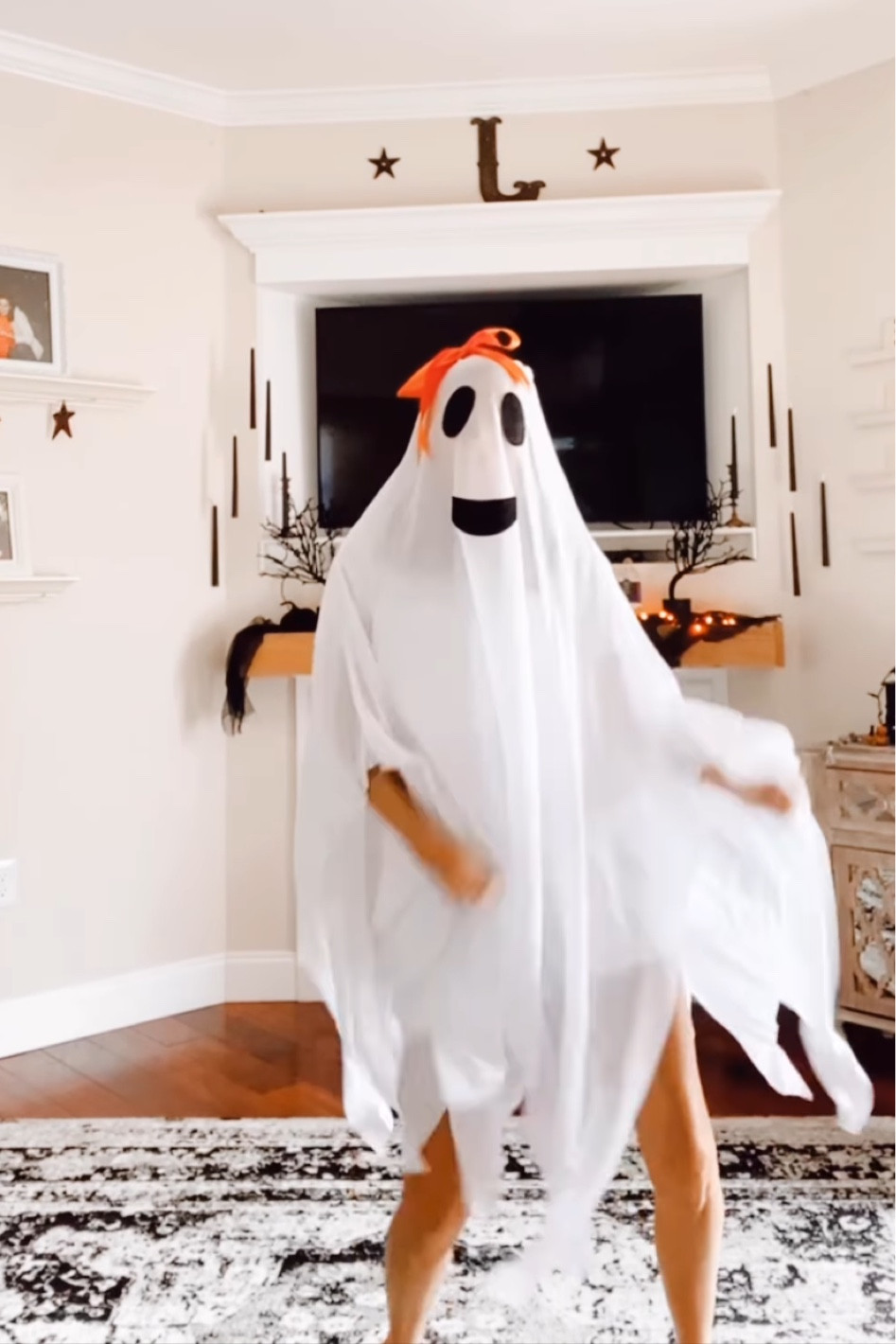 Ghost costume. Halloween costume. Easy Halloween costume  

#LTKHalloween #LTKunder50 #LTKSeasonal