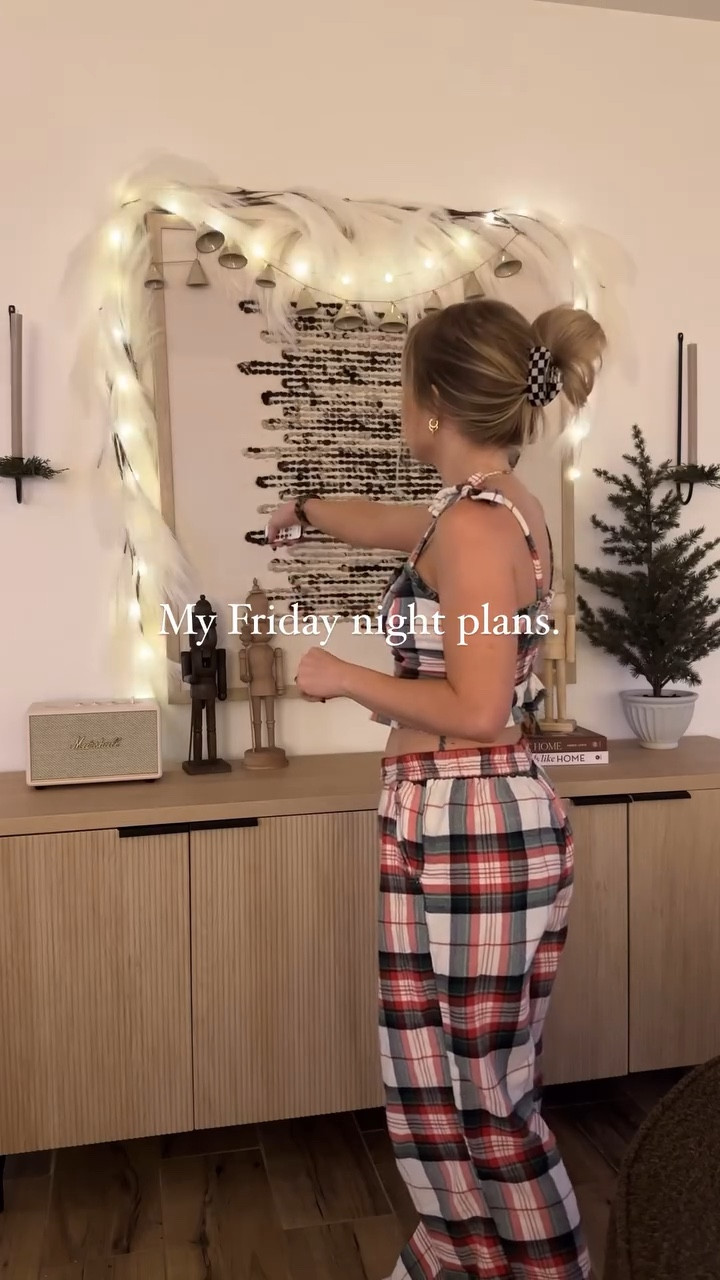 My Friday night plans: turning on every twinkle light in the house, cozying up under a blanket, and soaking in that quiet Christmas magic. No plans, no pressure — just me, my home, and the glow of the season. Sometimes the best nights are the simple ones.

cozy christmas night, neutral christmas decor, cozy christmas home, modern cottage christmas, organic modern christmas, cottage christmas style, christmas home inspiration, cozy winter home, holiday ambiance, cozy minimalist christmas, scandinavian christmas decor, pottery barn christmas, lulu and georgia christmas, christmas decorating ideas, festive home vibes, cozy holiday evening, timeless christmas decor, cozy christmas aesthetic, christmas lights cozy home, slow holiday season

#LTKHoliday #LTKHome #LTKSeasonal