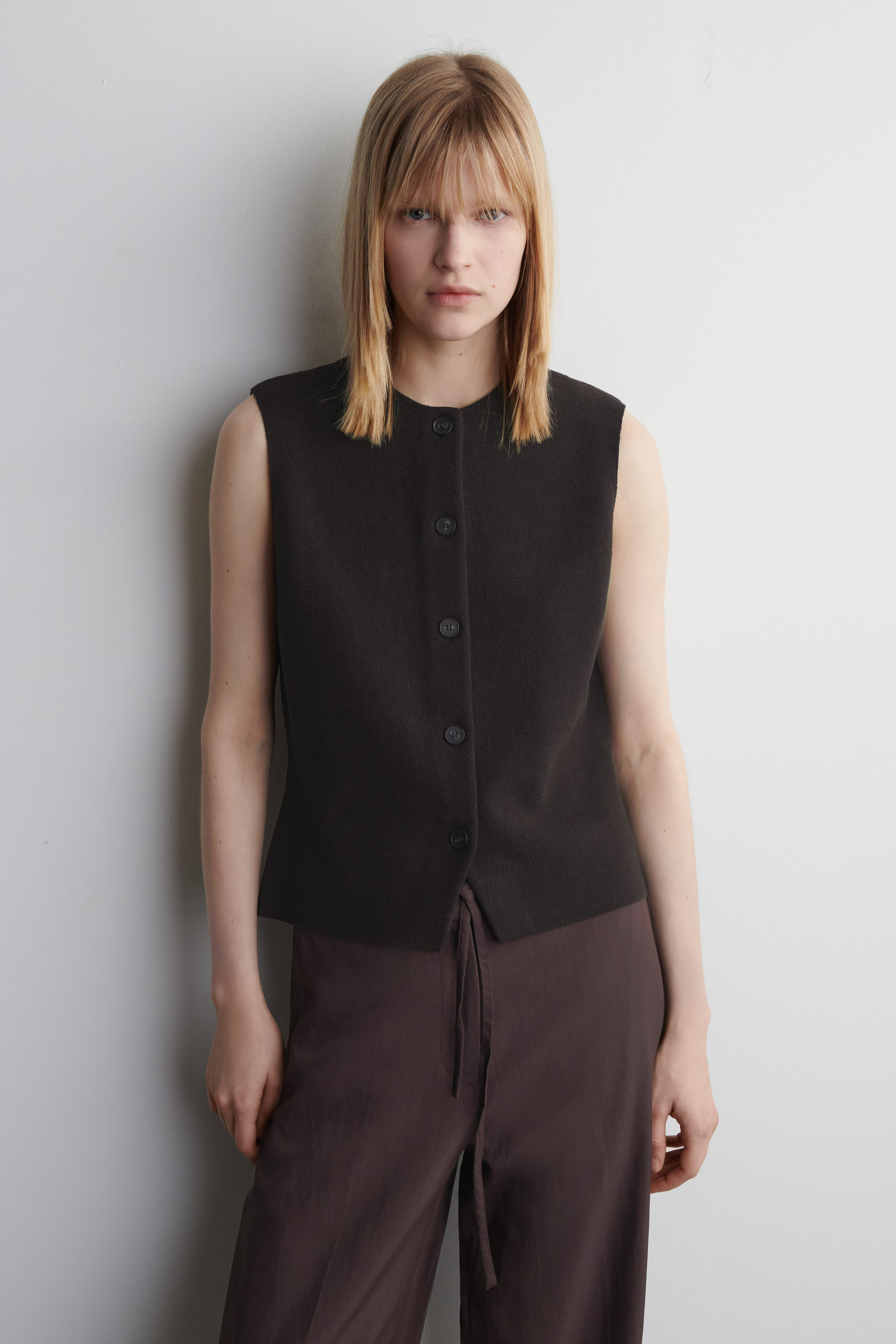 KNITTED COTTON WAISTCOAT - DARK BROWN | COS | COS UK