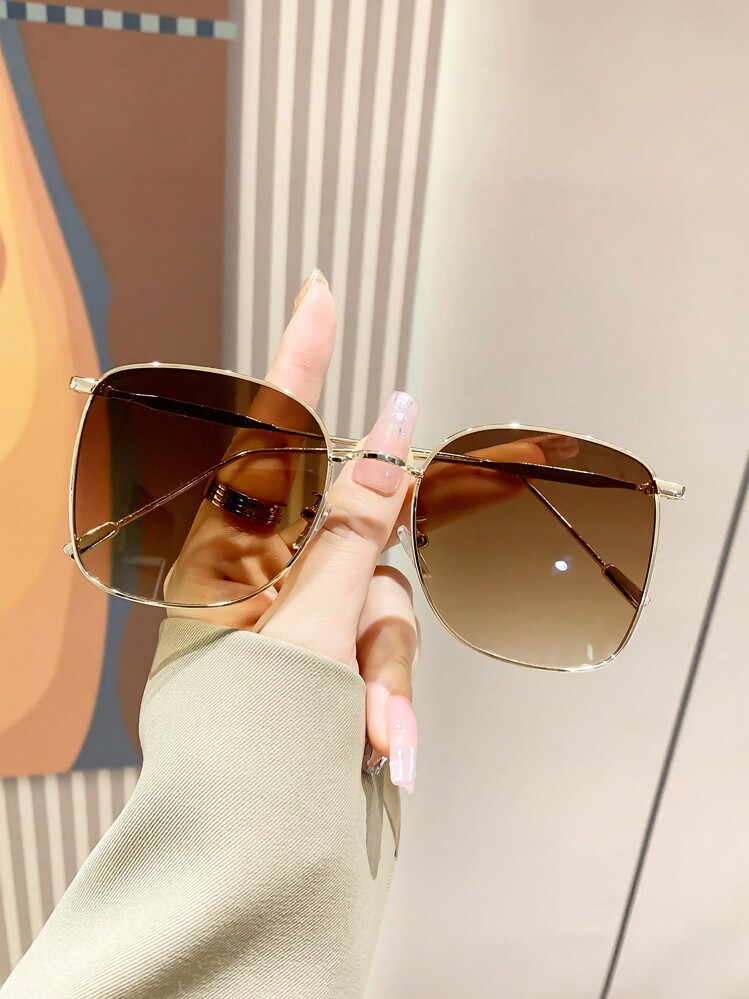 Square Oversized Metal Frame Sunglasses, Classic Design, Fashionable, For Outdoor Travel, Beach Vacation, Uv Protection Sunglasses Beach Sun Glasses Beach Accessories For Women Sun Glasses Sunglasses Shades Basics And Suit For Sweater Jeans Sweatpants Hoodie Jackets Dress And Long Sleeve Shirt Fashionable Shade Elegant Outfit Family Outings Travel Vacation Holiday For Summer Beach Vacation,Outdoor,Travel | SHEIN