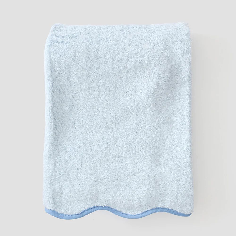 Scallop Bath Towel | Weezie Towels