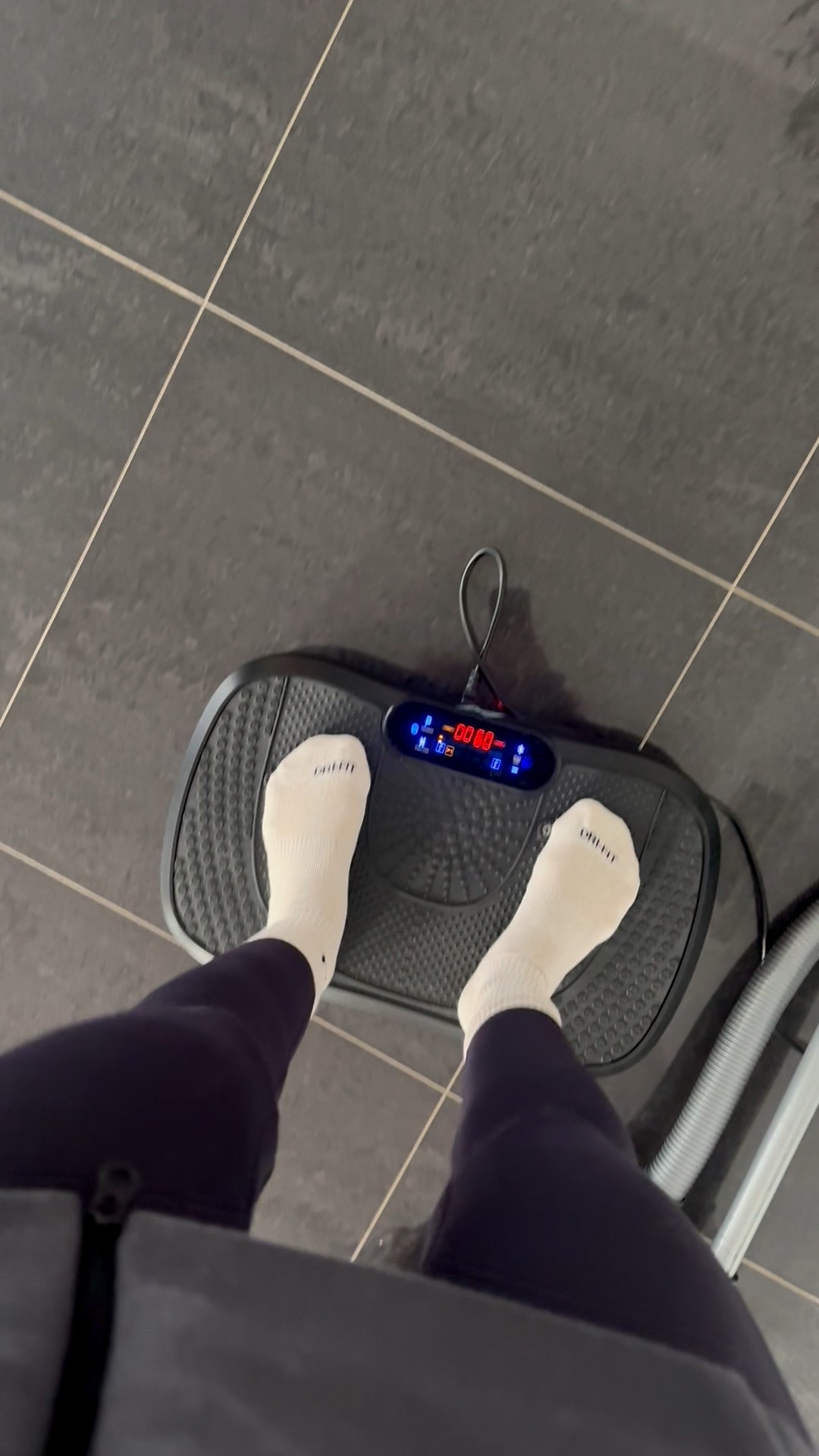 A little jiggle after Pilates 

#LTKmorningroutine #LTKfitnessgoals #LTKmomlife