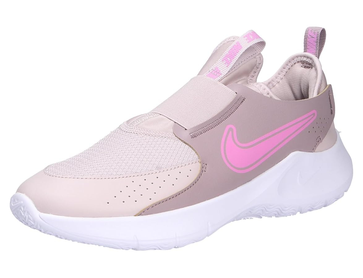 Nike Unisex-Child Training Shoe | Amazon (US)