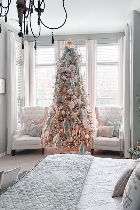 Absolutely love these new curtains in my bedroom!  They make my holiday decor look so lux! It’s not too late to add these to your Christmas wish list!

Holiday bedroom | Christmas tree decor | curtains | drapes

#LTKhome #LTKHoliday #LTKSeasonal