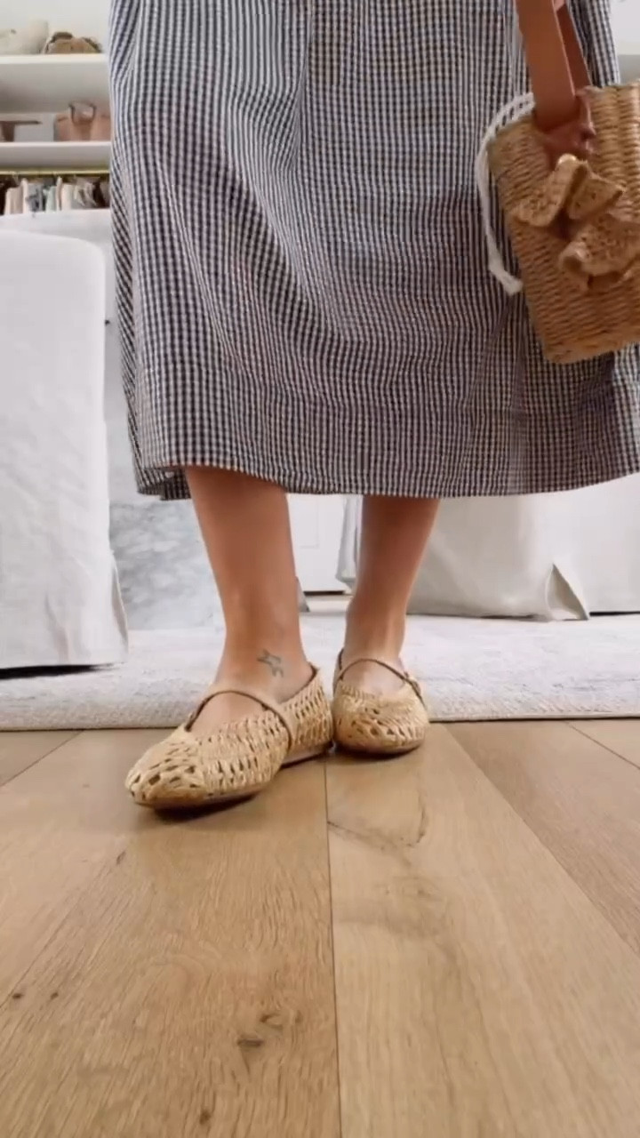 These woven flats have been on repeat for me lately 😍 perfect for spring!

Loverly Grey, Target find, Target fashion, Target shoes, woven ballet flats, neutral flats, spring shoes 

#LTKootd #LTKSeasonal