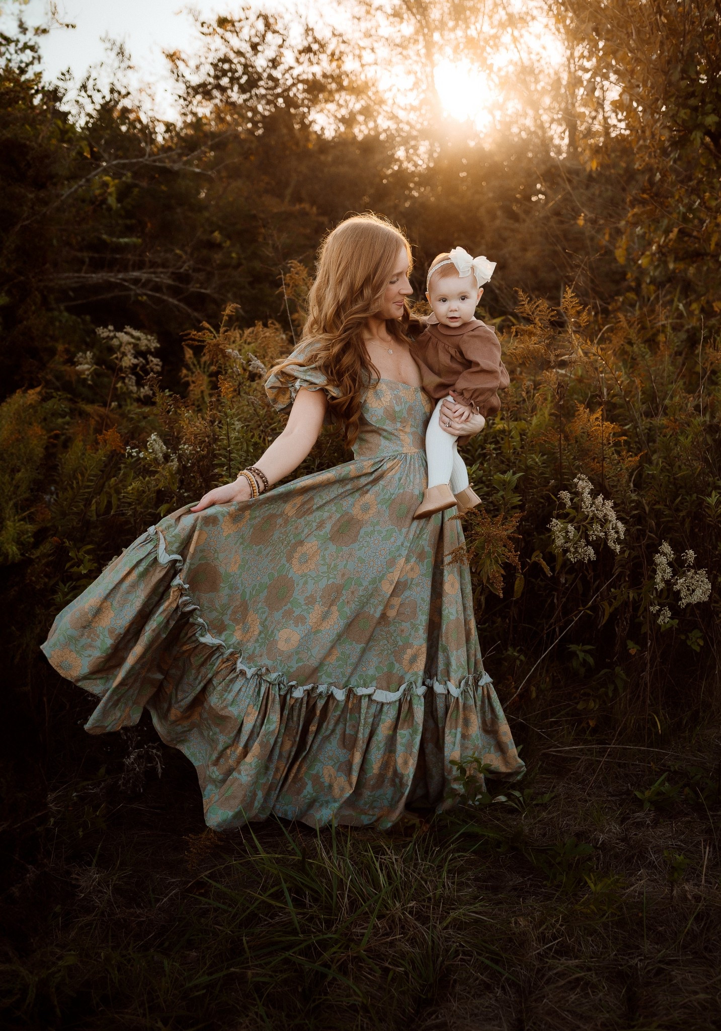 The best dress for photos and perfect for a motherhood session. Sharing all the motherhood looks in April 🤍 

#LTKKids #LTKStyleTip #LTKFamily