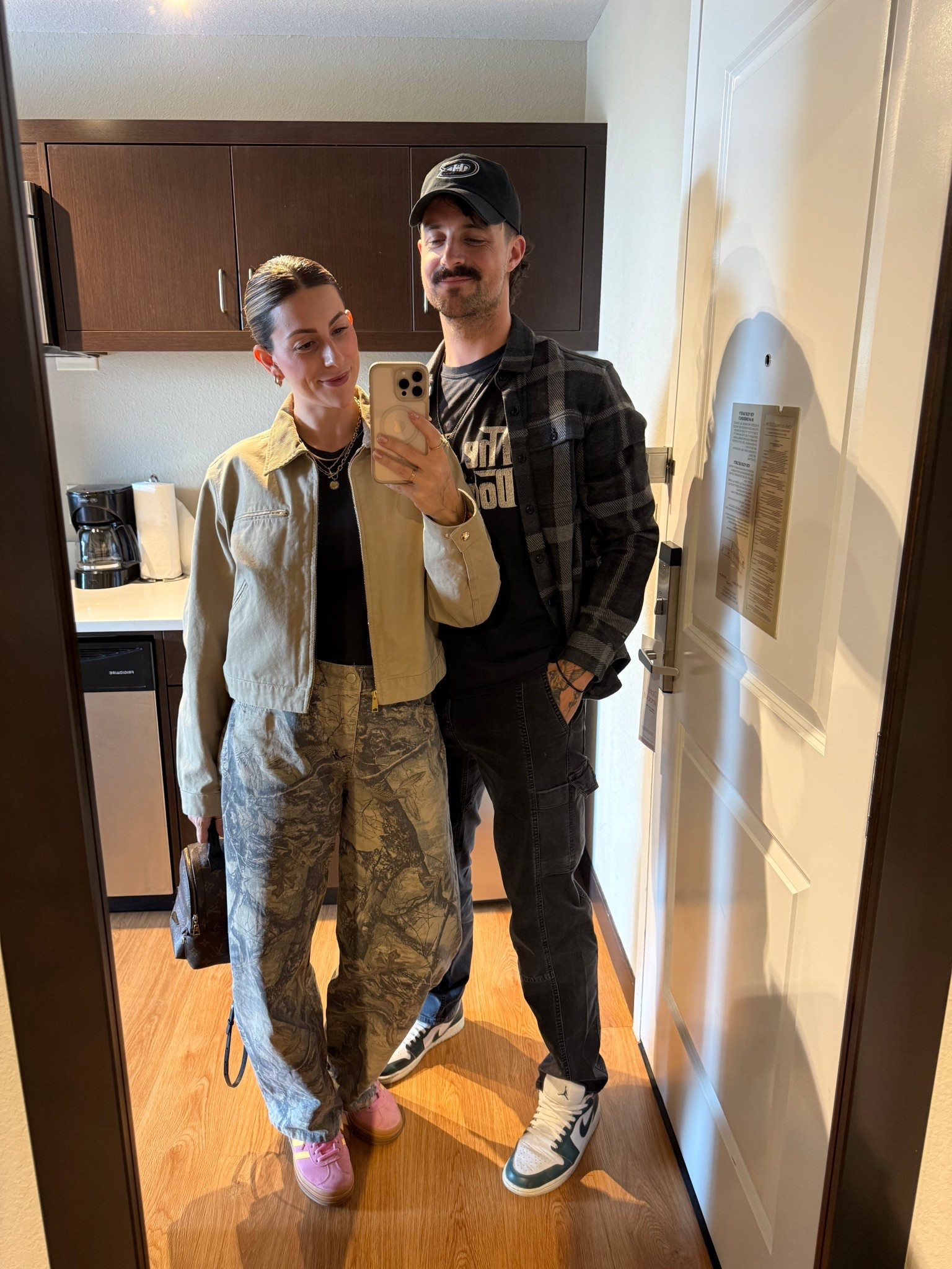 Date night ootd 
Oak + Fort pants (size medium) 
Skims tshirt 
Aritzia jacket (size small) 

#LTKcanada #LTKdatenight