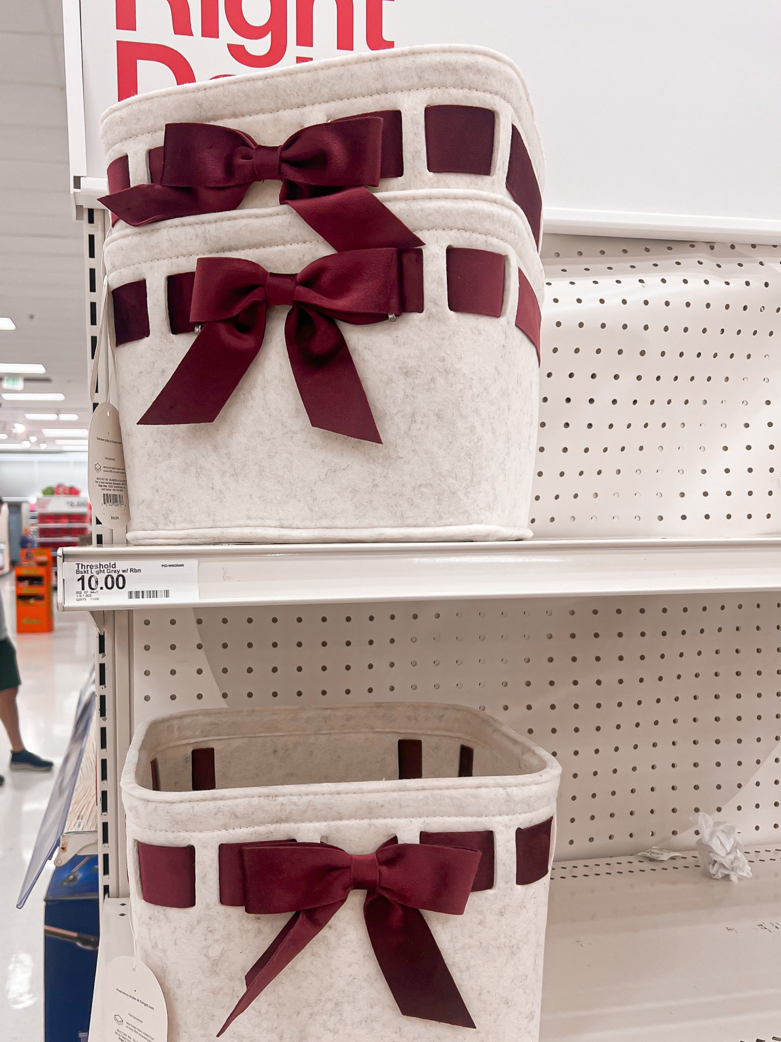 Cute storage bins 🤎

Great for the holidays ! Would be a great gift basket for a Christmas present ! Just add there favorite items inside 🎁

Target, target finds, target gift, gift guide, ribbon basket, gift basket, target must haves, holiday finds, home decor, home storage, storage bins

#LTKfindsunder50 #LTKGiftGuide #LTKHoliday