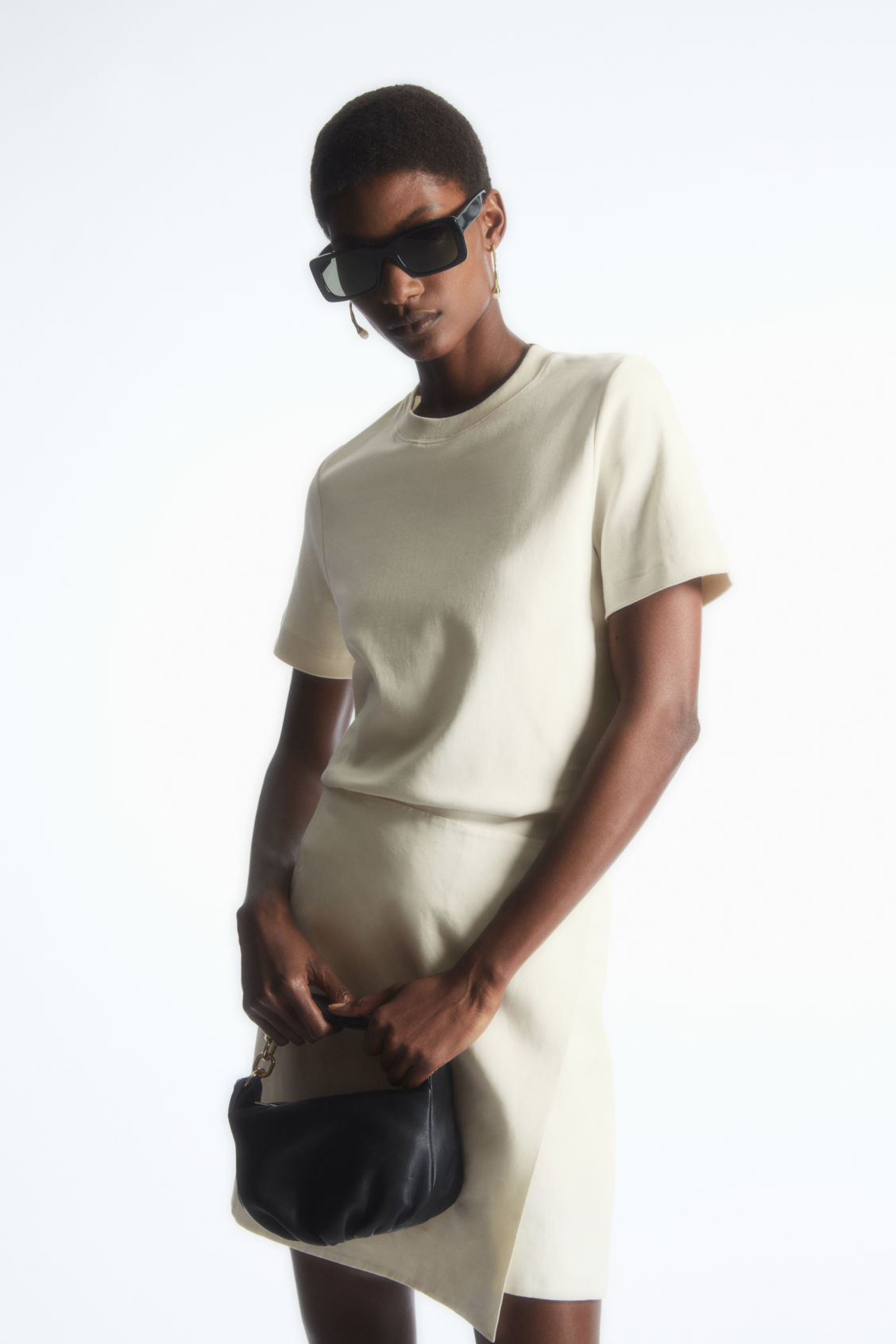 THE CLEAN CUT T-SHIRT | COS (EU)