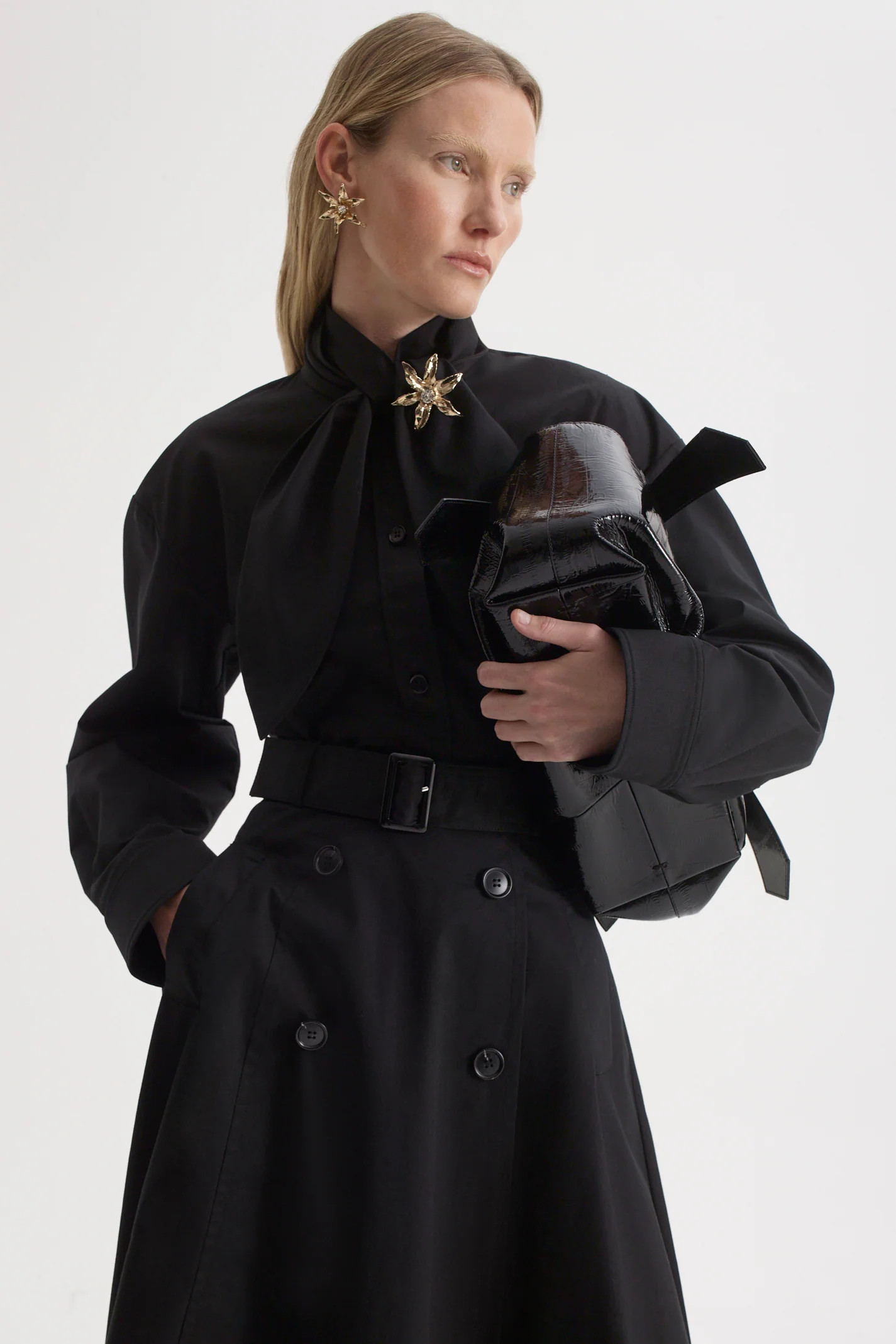 COTTON SATEEN CRAVAT SHIRT - BLACK - Scanlan Theodore | Scanlan Theodore AU