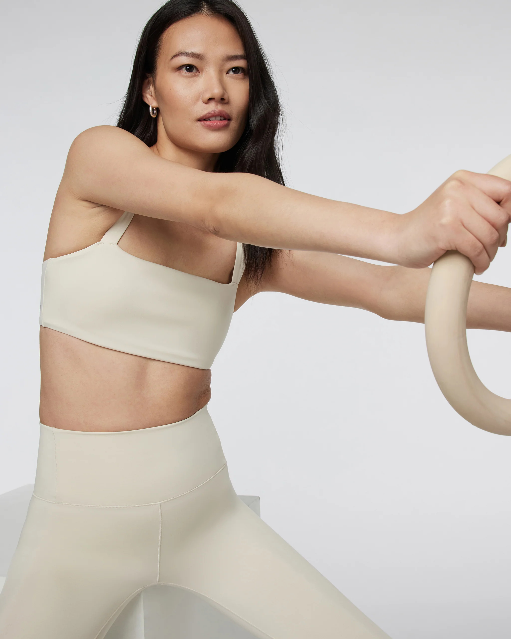 Evolve Square Neck Bra | Vuori Clothing (US & Canada)