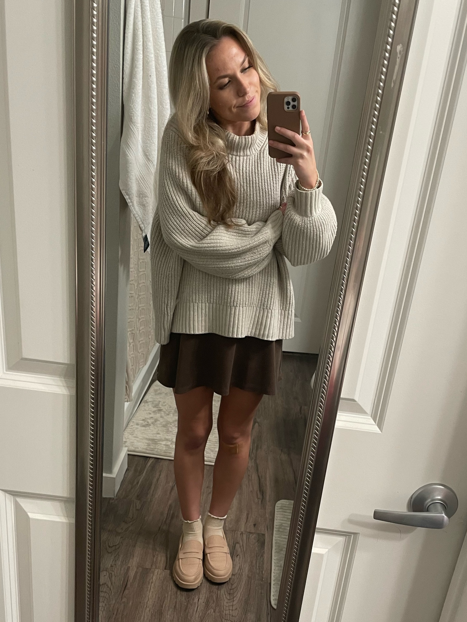 Winter outfit



Fashion  winter outfits  winter looks  fashion finds  trendy fashion  women’s fashion  winter dress  trendy sweater  loafers  target fashion  style guide  casual workwear

#LTKSeasonal #LTKstyletip #LTKworkwear