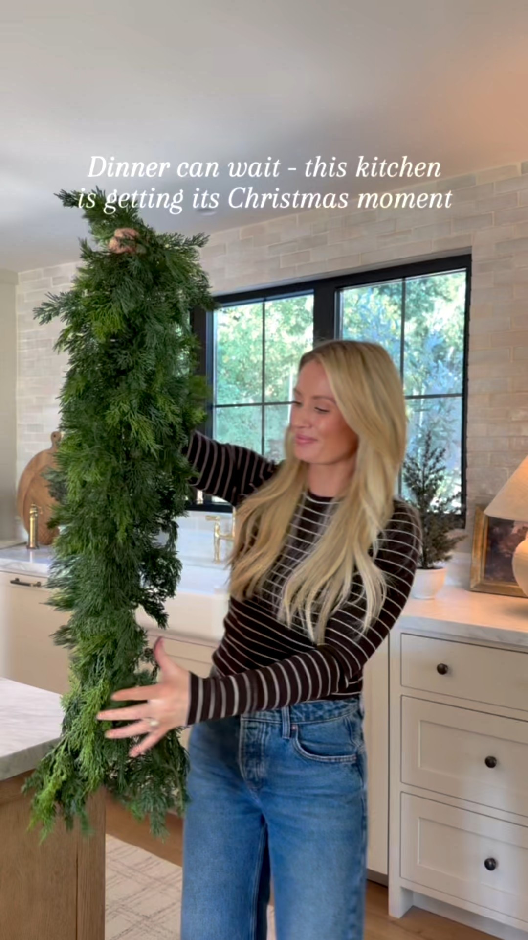 Shop my Christmas kitchen! 

#LTKHoliday #LTKSeasonal #LTKSaleAlert