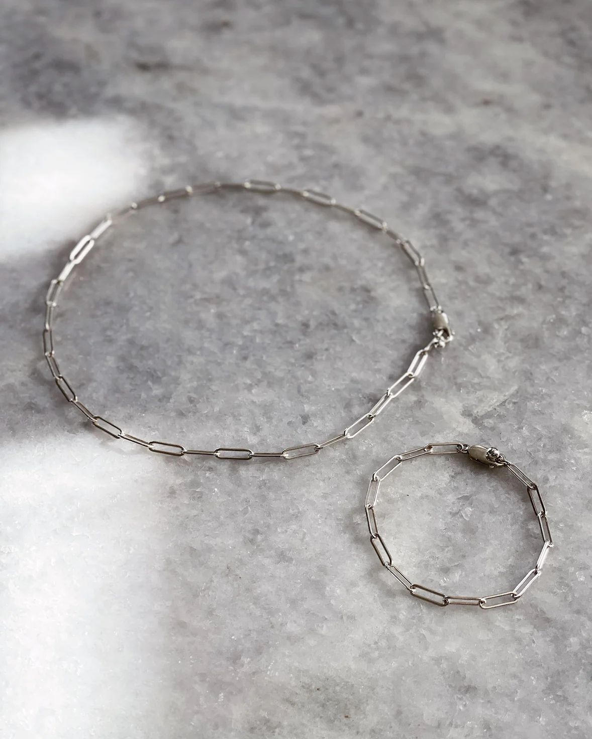 THE MODERN CHAIN BRACELET - SILVER | Stylin by Aylin