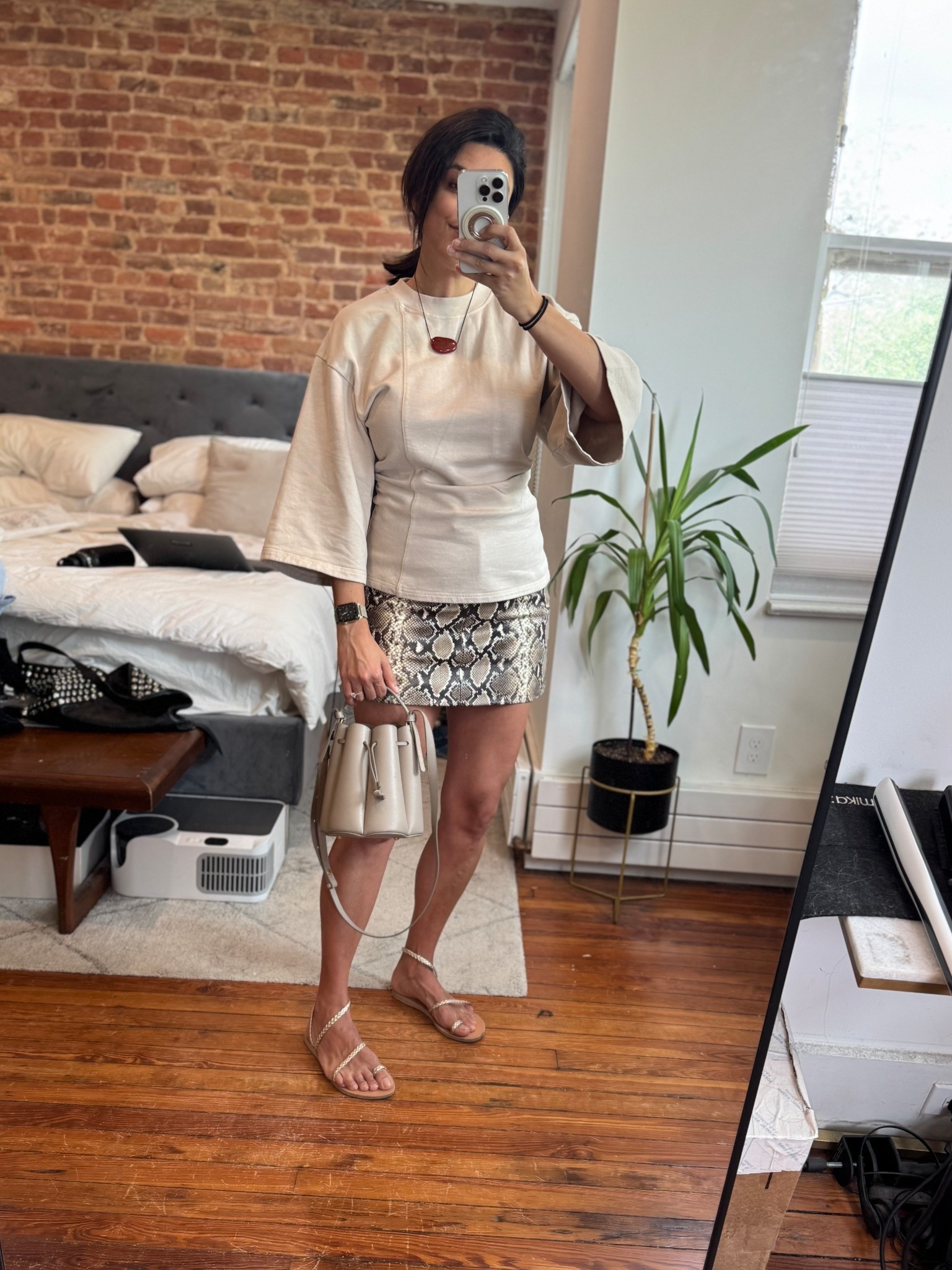 Small in top
2 in skirt 
Sandals run tts 
