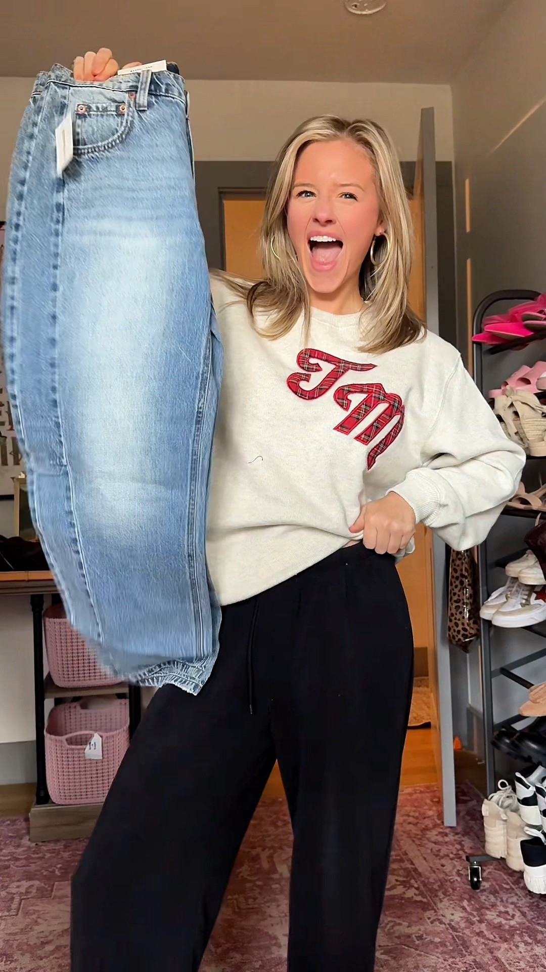 He viral Barrel jeans under $40! 

#LTKGiftGuide #LTKCyberWeek #LTKHoliday