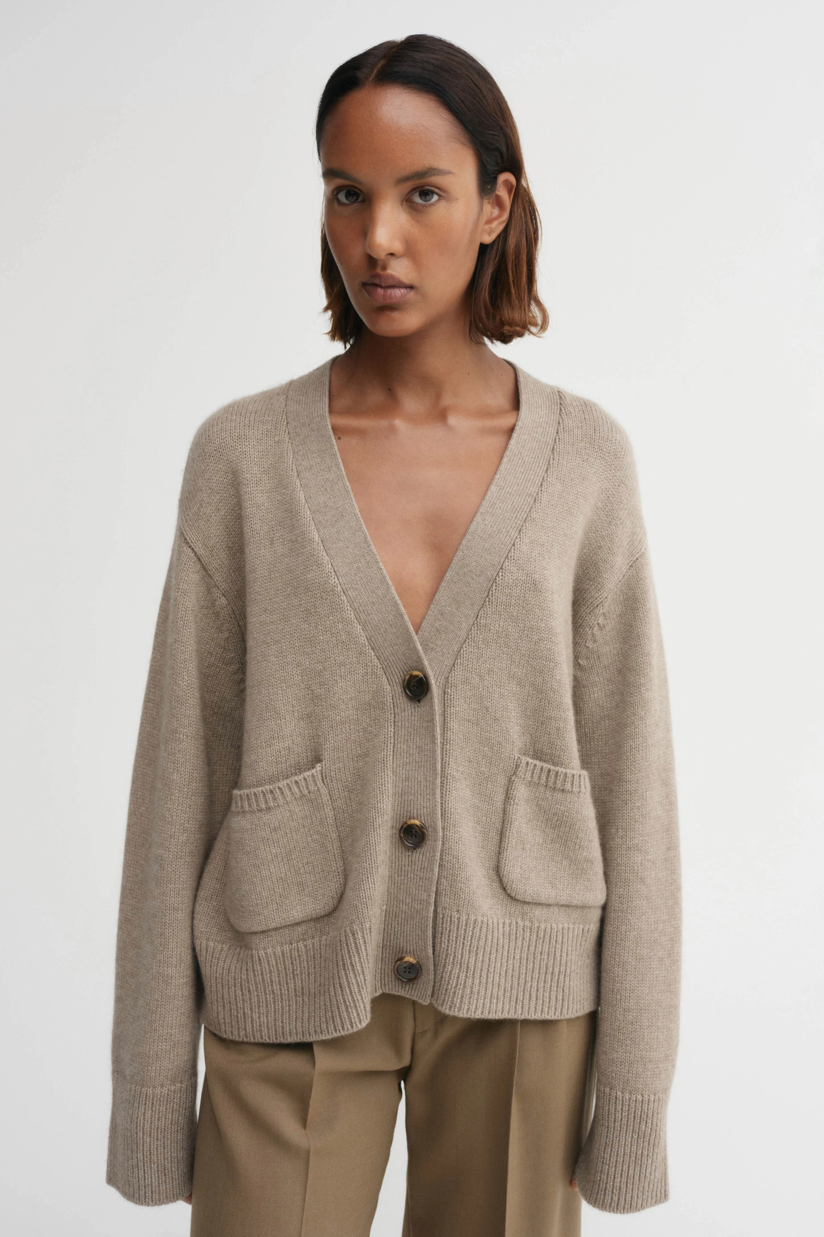 Beja Cardigan, nougat | Almada Label