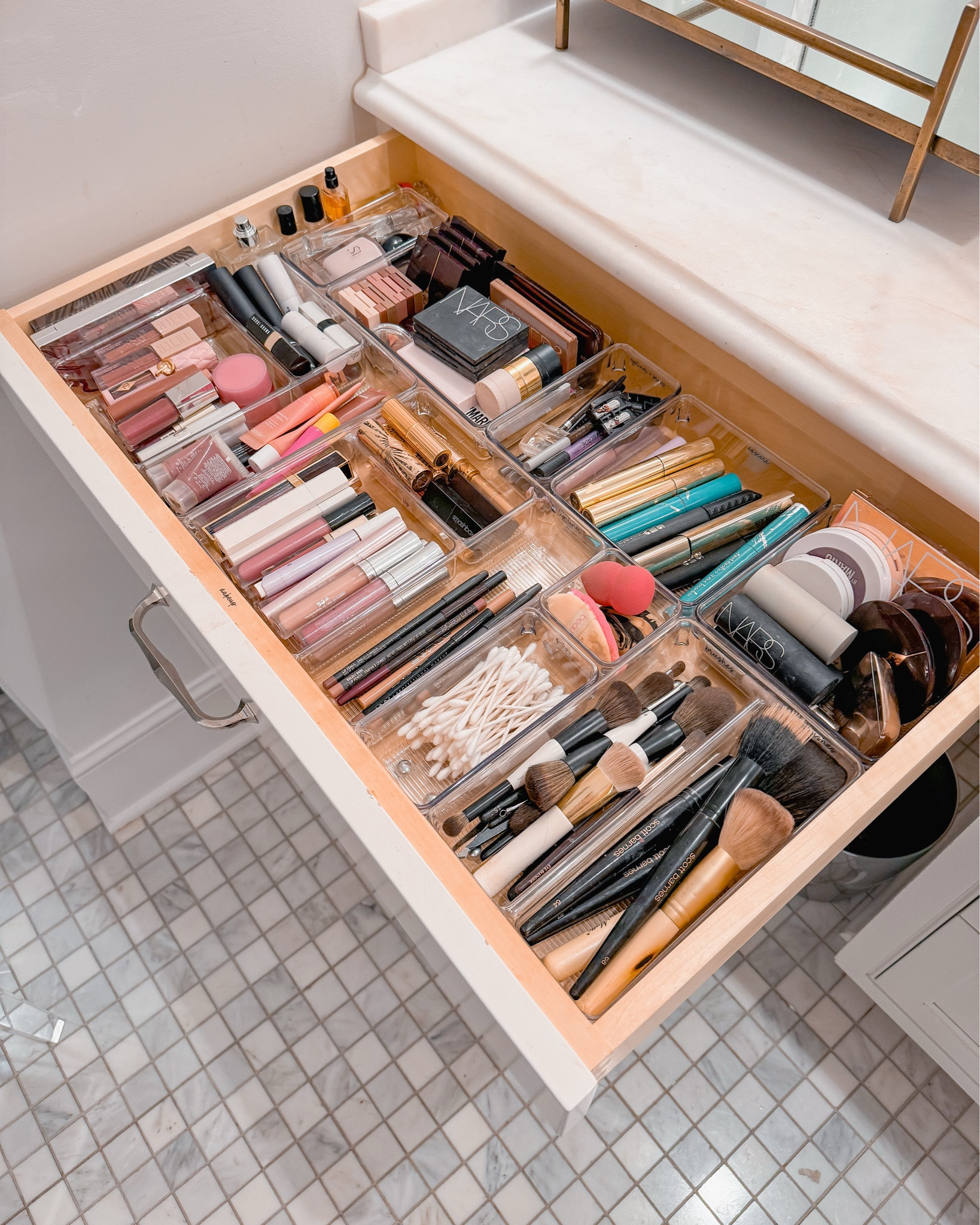 Is your bathroom giving you chaos instead of calm? 😅

Let's be real - between scattered makeup, expired products, and that drawer we don't talk about, your bathroom has seen better days. But imagine reaching for exactly what you need without the scavenger hunt!

Ready for a bathroom that actually stays organized (yes, even with your packed schedule)? Is your bathroom giving you chaos instead of calm? 😅
Let's be real - between scattered makeup, expired products, and that drawer we don't talk about, your bathroom has seen better days. But imagine reaching for exactly what you need without the scavenger hunt!
Ready for a bathroom that actually stays organized (yes, even with your packed schedule)? DM me to transform your space into the peaceful retreat you deserve! ✨

#LTKBeauty #LTKHome #LTKFamily