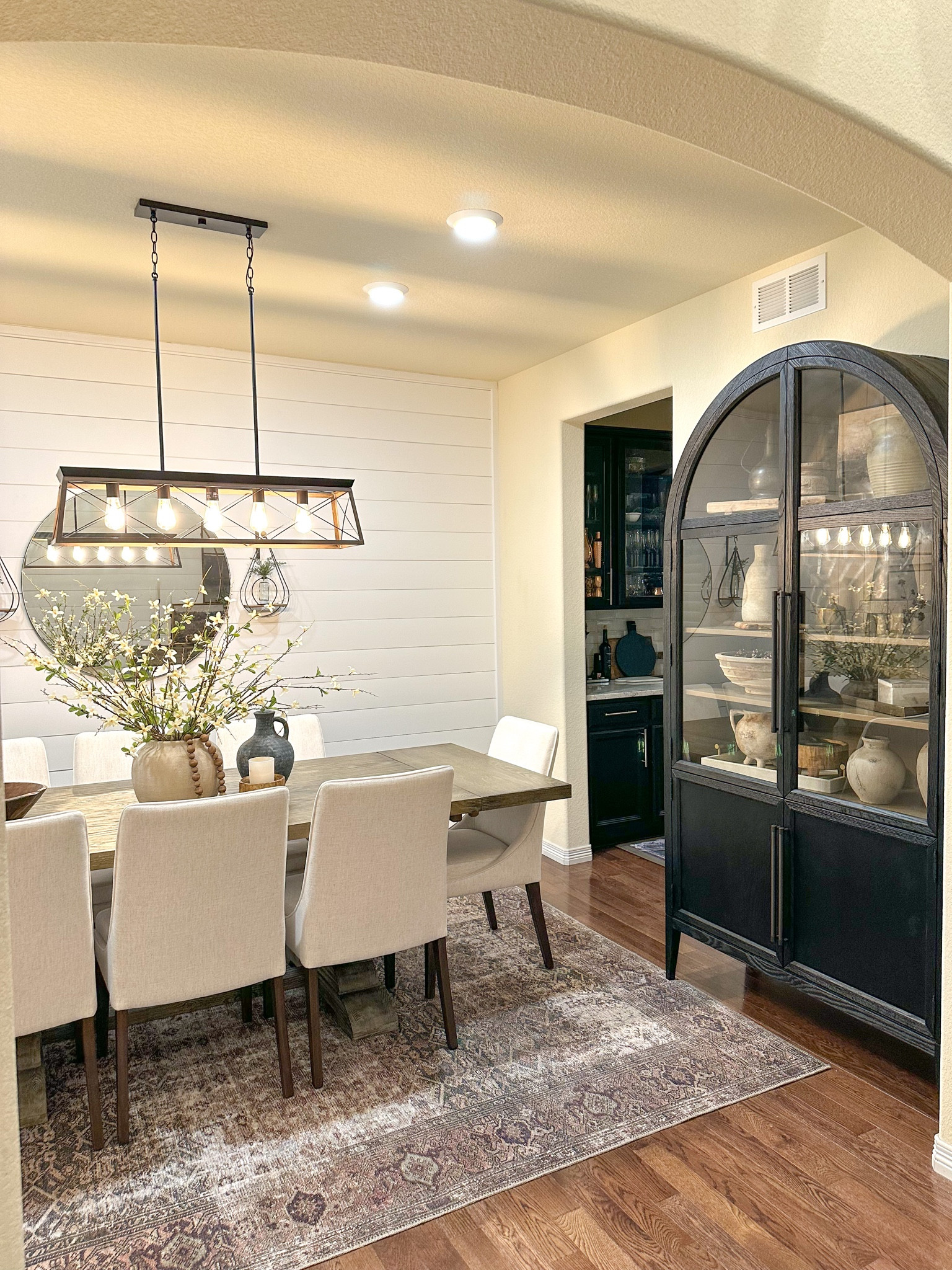 Shop my dining room furniture

#LTKhome