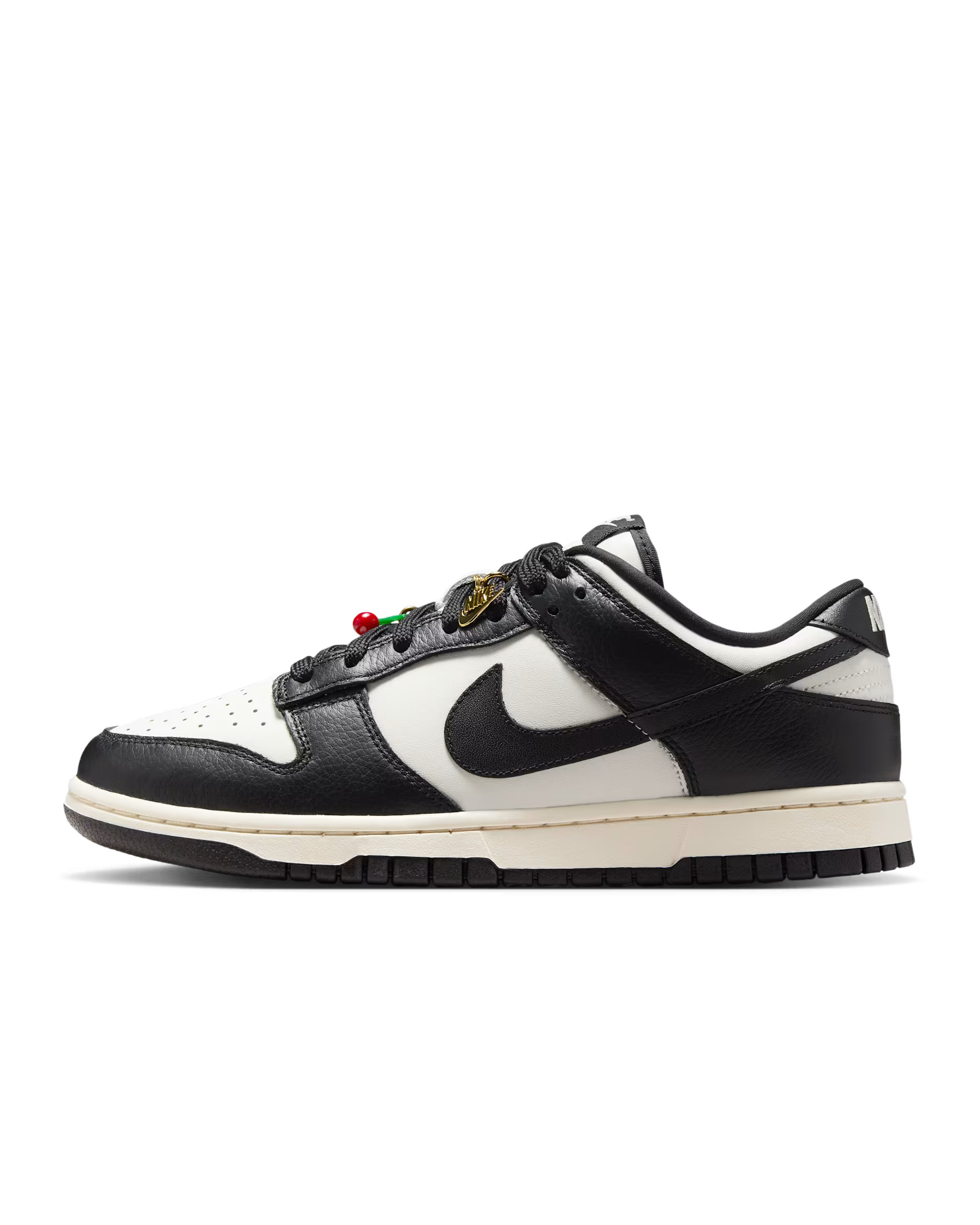 Nike Dunk Low SE Women's Shoes | Nike (US)