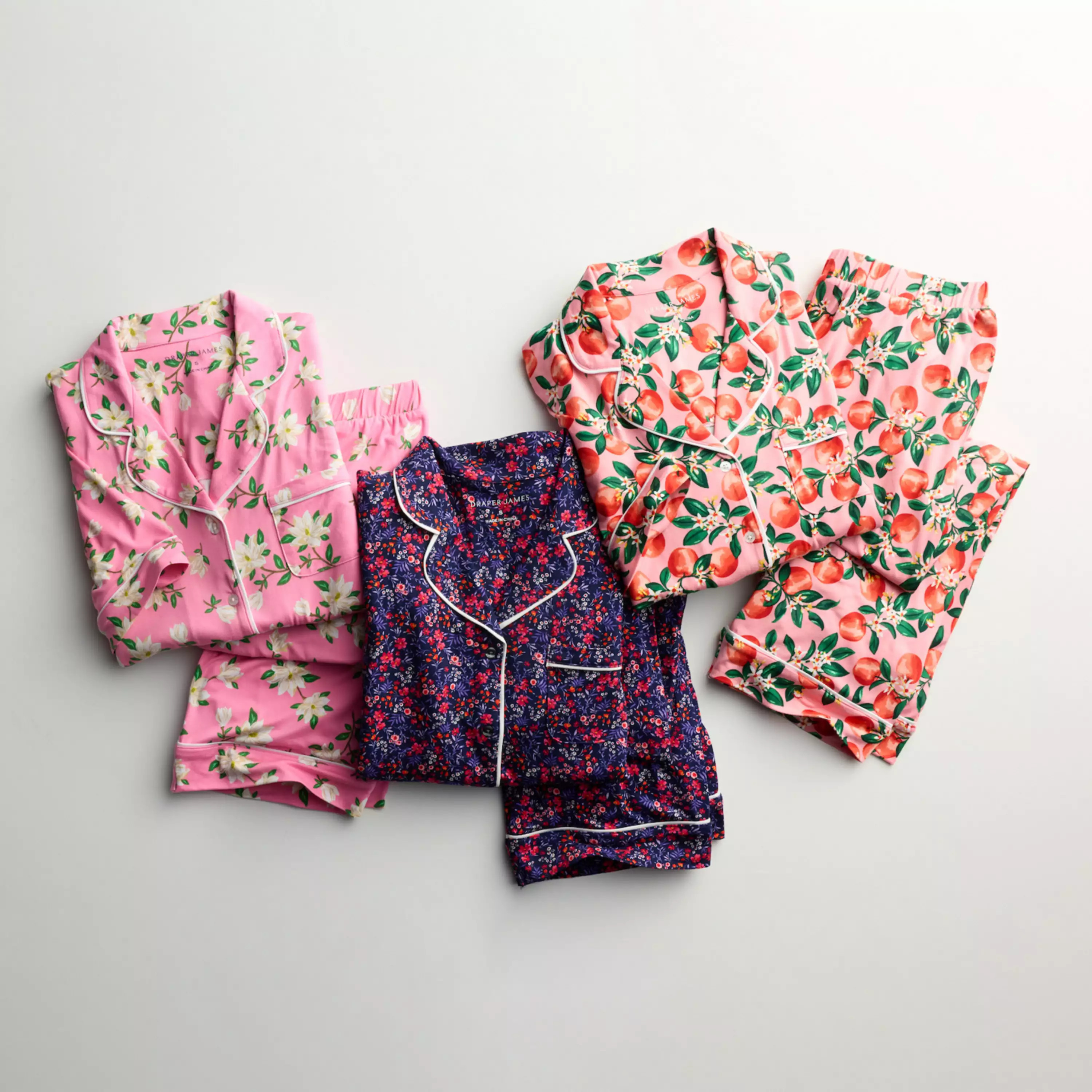 Women's Draper James 2-Piece Cozy Elbow Sleeve Notch Pajama Top and Pajama Pants Set | Kohl's