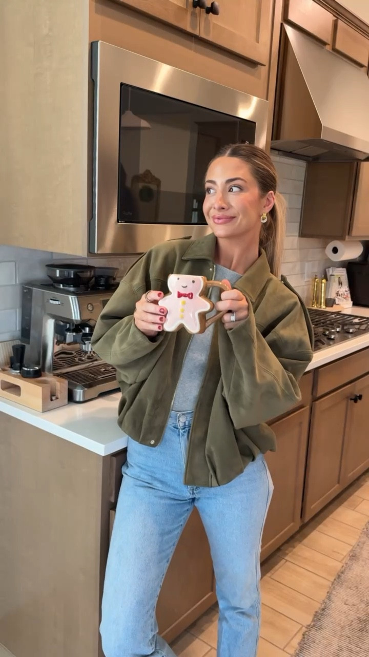 Linking our at-home coffee essentials along with some cute holiday mugs I’ve had my eye on!!! 🎄💫

#LTKHoliday #LTKHome