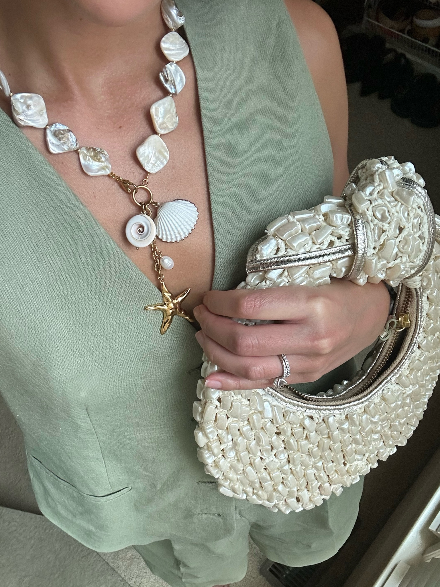 Shells, shell accessories, shell necklace 

🐚🐚🐚

#LTKSeasonal #LTKStyleTip #LTKItBag