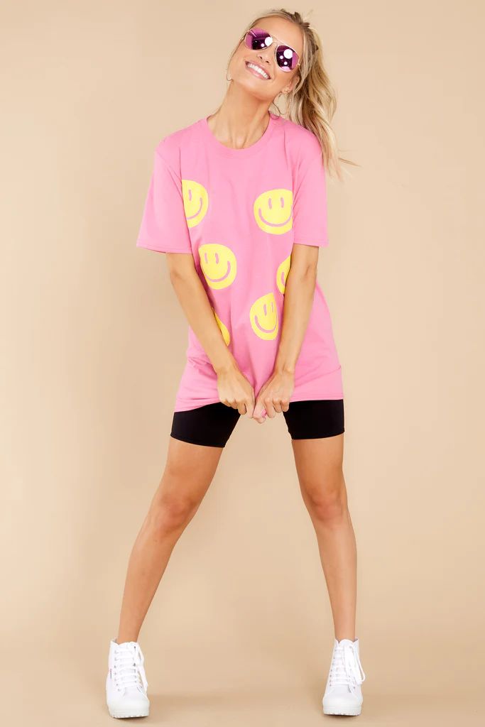 All Smiles Bubblegum Pink Graphic Tee | Red Dress 