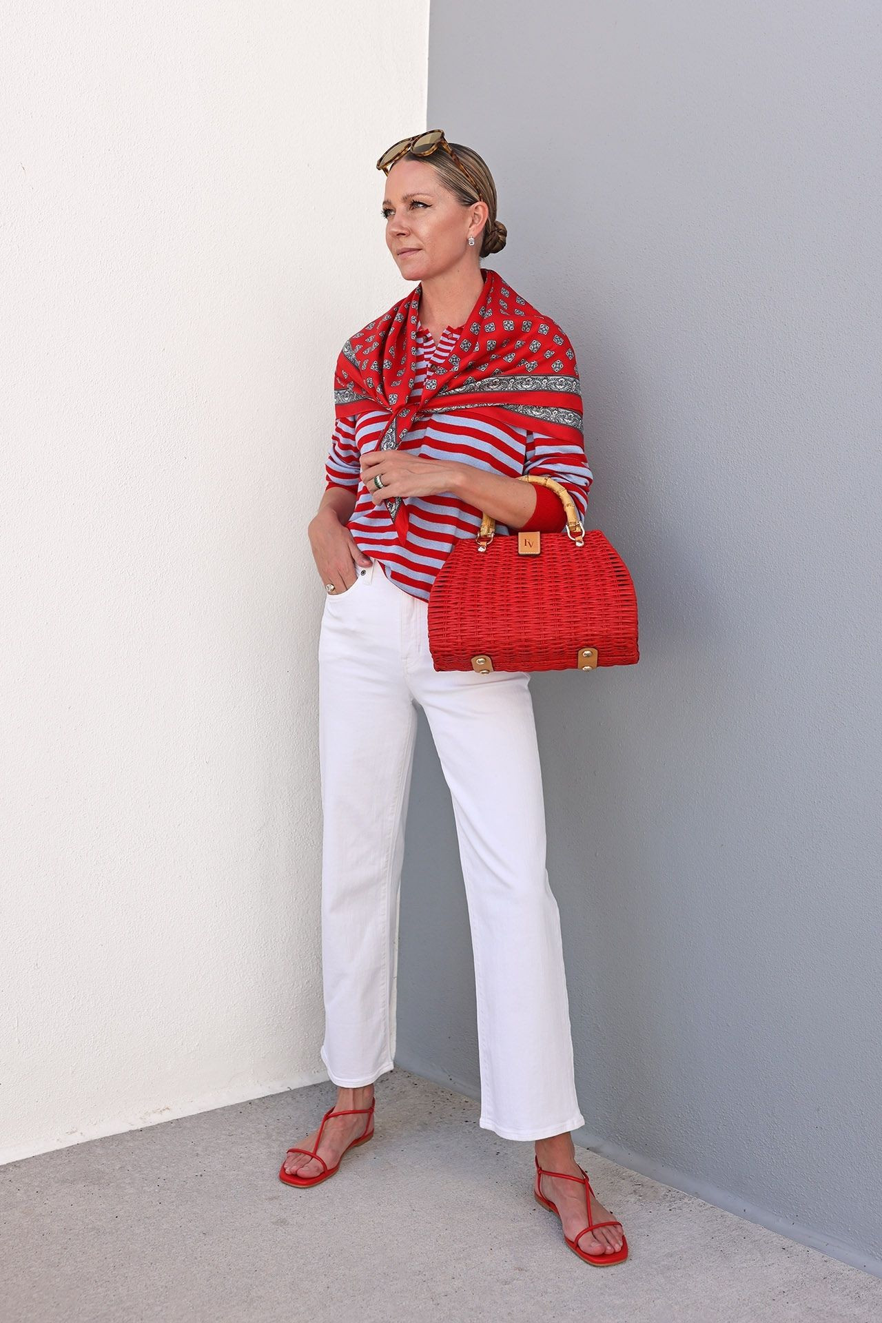 AMERICANA: WHITE DENIM 

 