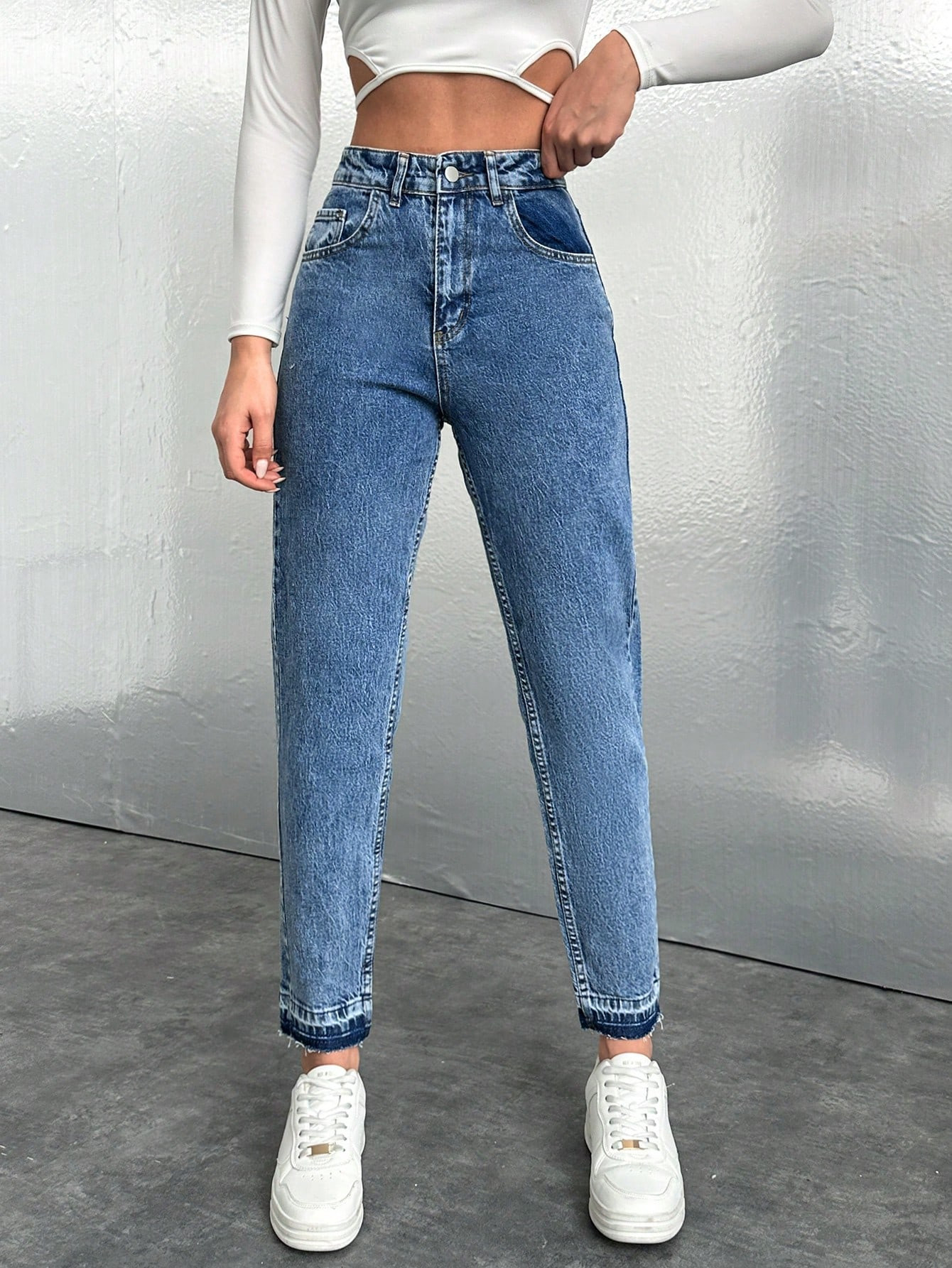 Cottnline Fashionable Cropped Tapered Jeans | SHEIN