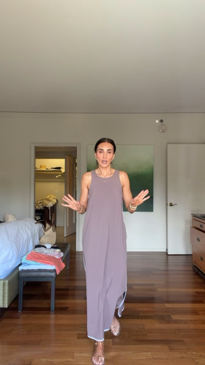 Athleta flowy dress, 40% off.

#LTKootd #LTKSaleAlert #LTKOver40