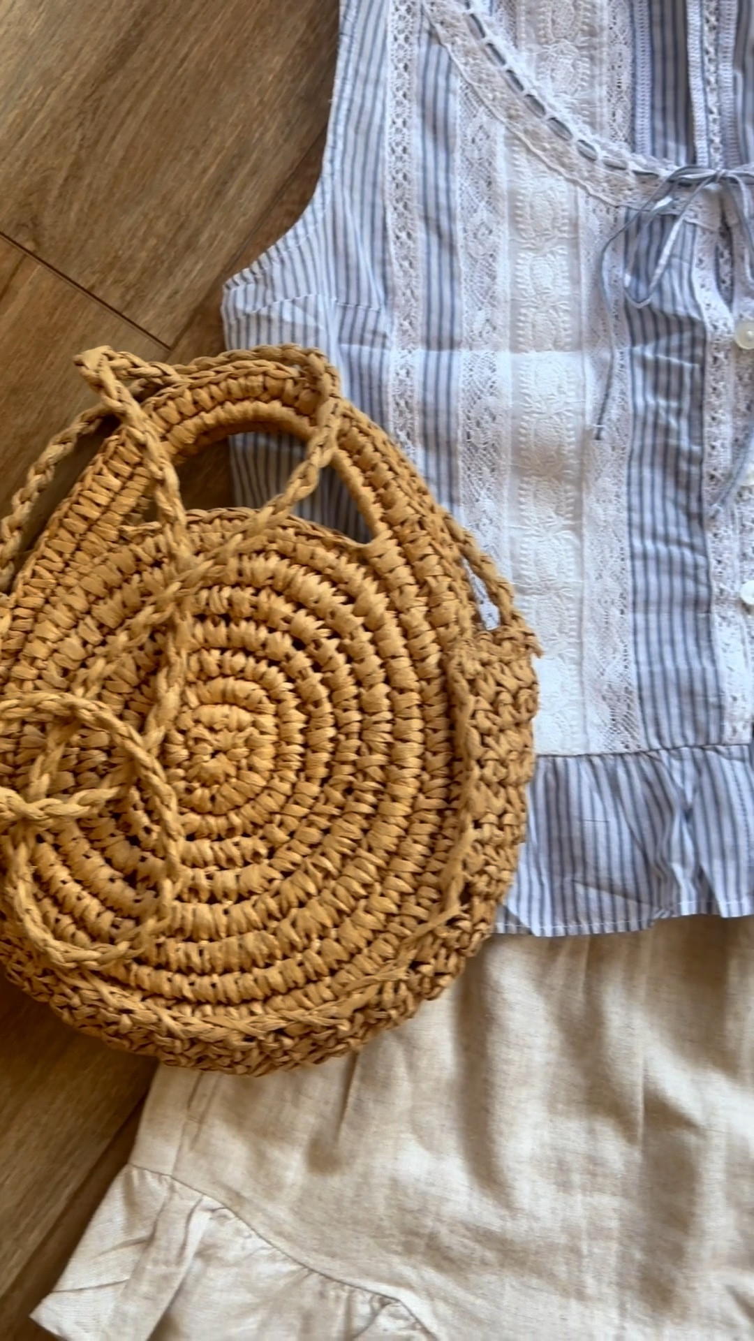 spring break outfit inspo! cute little casual outfit perfect for the beach, spring break, summer vacation & hot days. featuring pieces from @abercrombie 

#LTKSaleAlert #LTKootd #LTKSpringSale