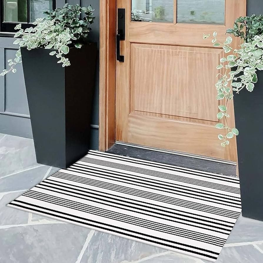 OJIA Front Door Mats Outdoor 24" x 35", Cotton Hand-Woven Front Door Rug Machine Washable Indoor ... | Amazon (US)