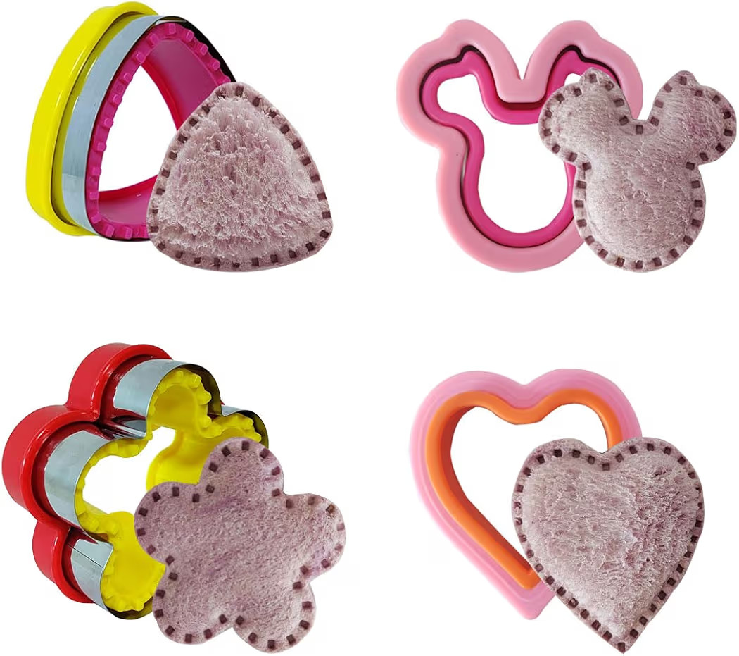 4 Pcs Sandwich Cutter and Sealer Set, Aoerfes Bread Sandwich Decruster Heart Cookie Cutter DIY Co... | Amazon (US)