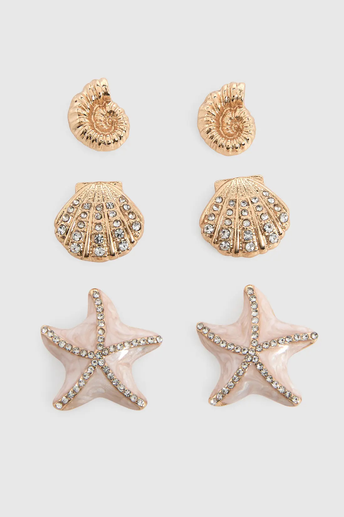 Gold boohoo Seashell & Starfish Stud Earrings 3 Pack | PrettyLittleThing USA | PrettyLittleThing US