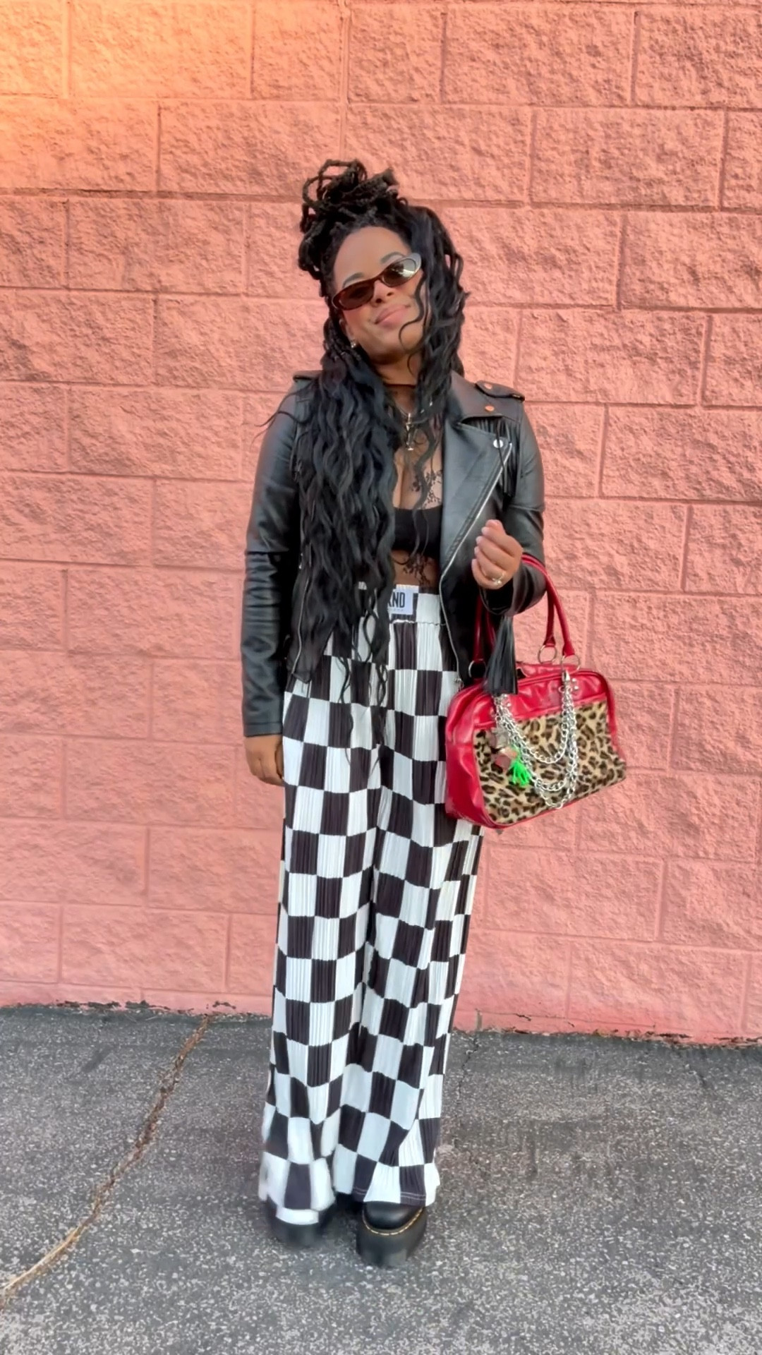 code: JULIETTENICHOLS for $ off the 🏁 pants 

#LTKStyleTip #LTKFindsUnder100 #LTKSeasonal