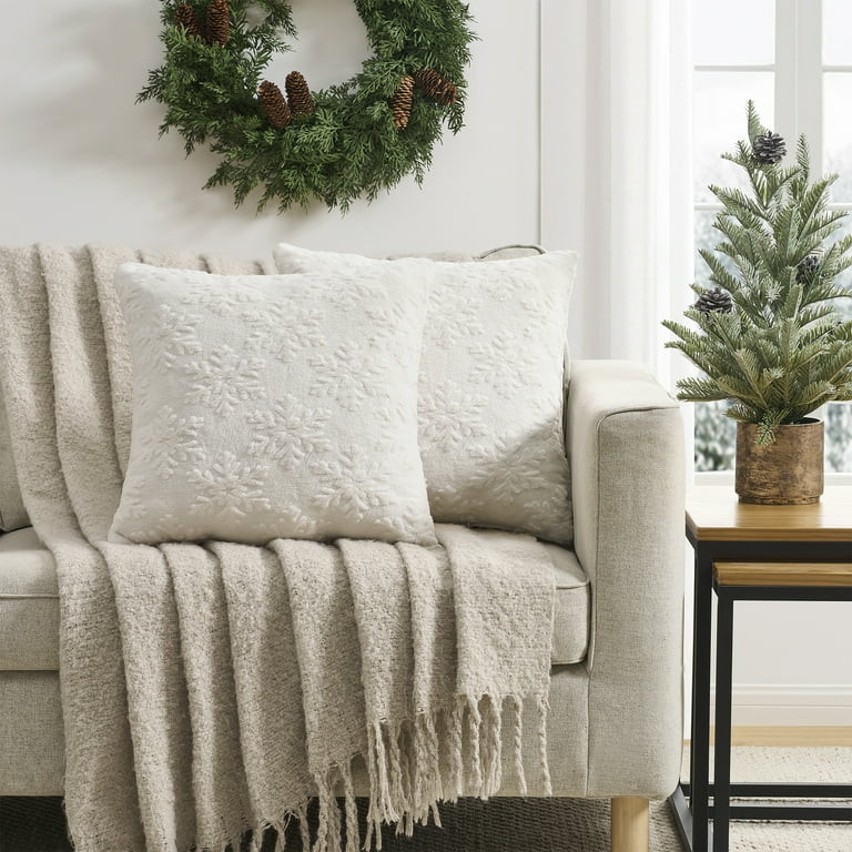Mainstays 18" x 18" Ivory Faux Fur Snowflake Decorative Pillows (2 Count) | Walmart (US)