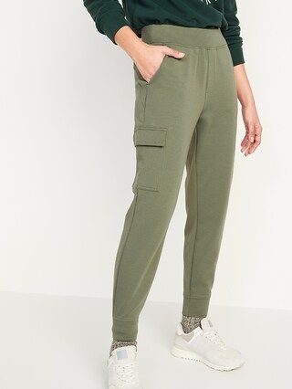 High-Waisted Dynamic Fleece Cargo Jogger Sweatpants for Women | Old Navy (US)